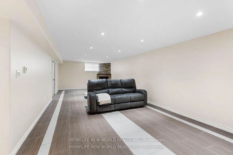 Photo 35 of 24 Kipling Drive, Belleville, Thurlow Ward — HOMEH