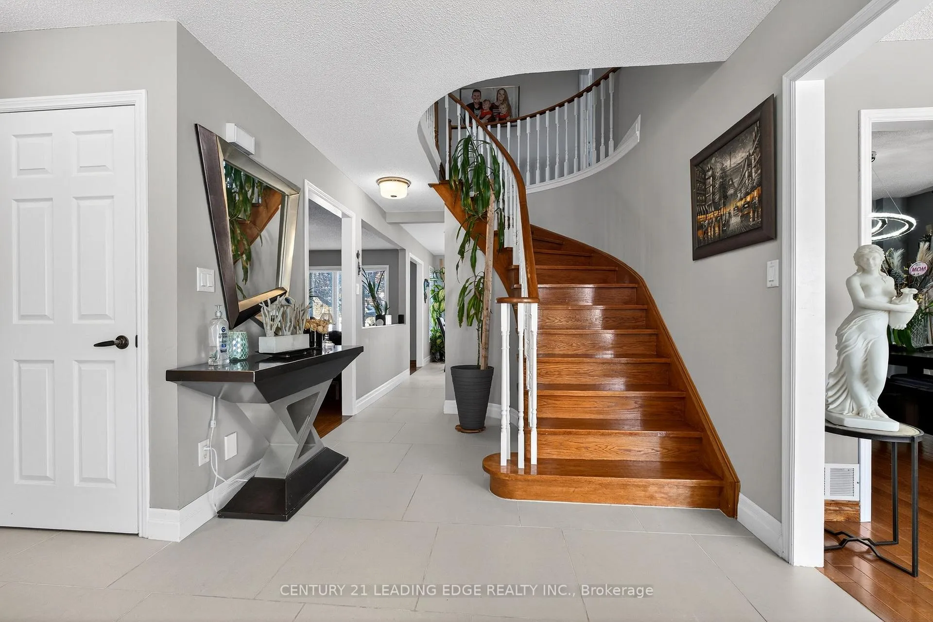 Photo 6 of 255 Homestead Drive, Oshawa, McLaughlin — HOMEH
