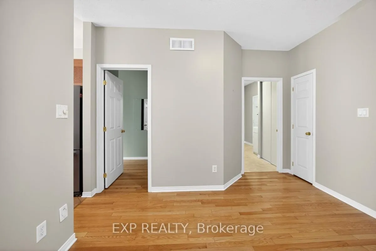 Photo 15 of 215 Cairnsmore Circle, Ottawa, Barrhaven - Stonebridge — HOMEH