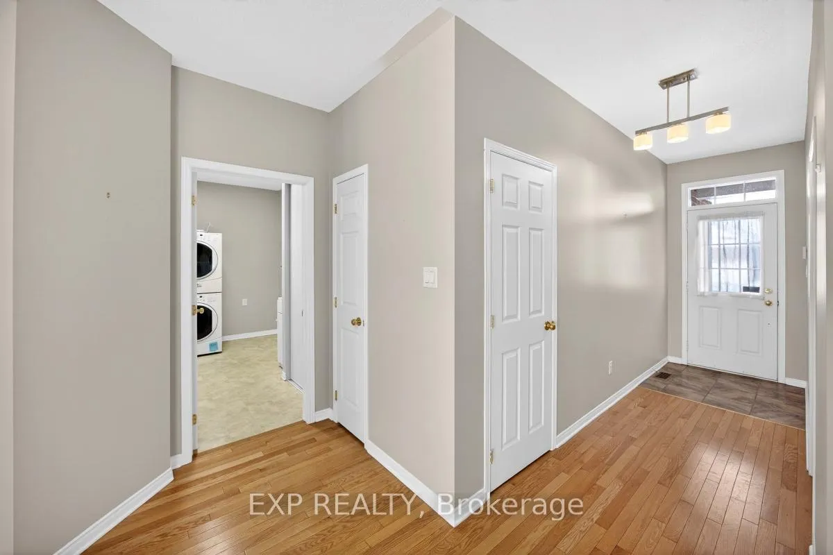 Photo 22 of 215 Cairnsmore Circle, Ottawa, Barrhaven - Stonebridge — HOMEH