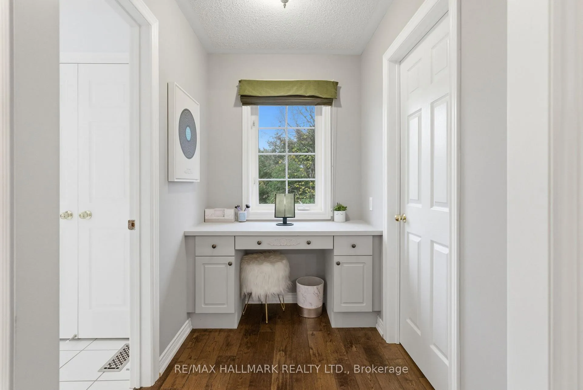 Photo 23 of 897 Oberland Drive, Oshawa, Pinecrest — HOMEH