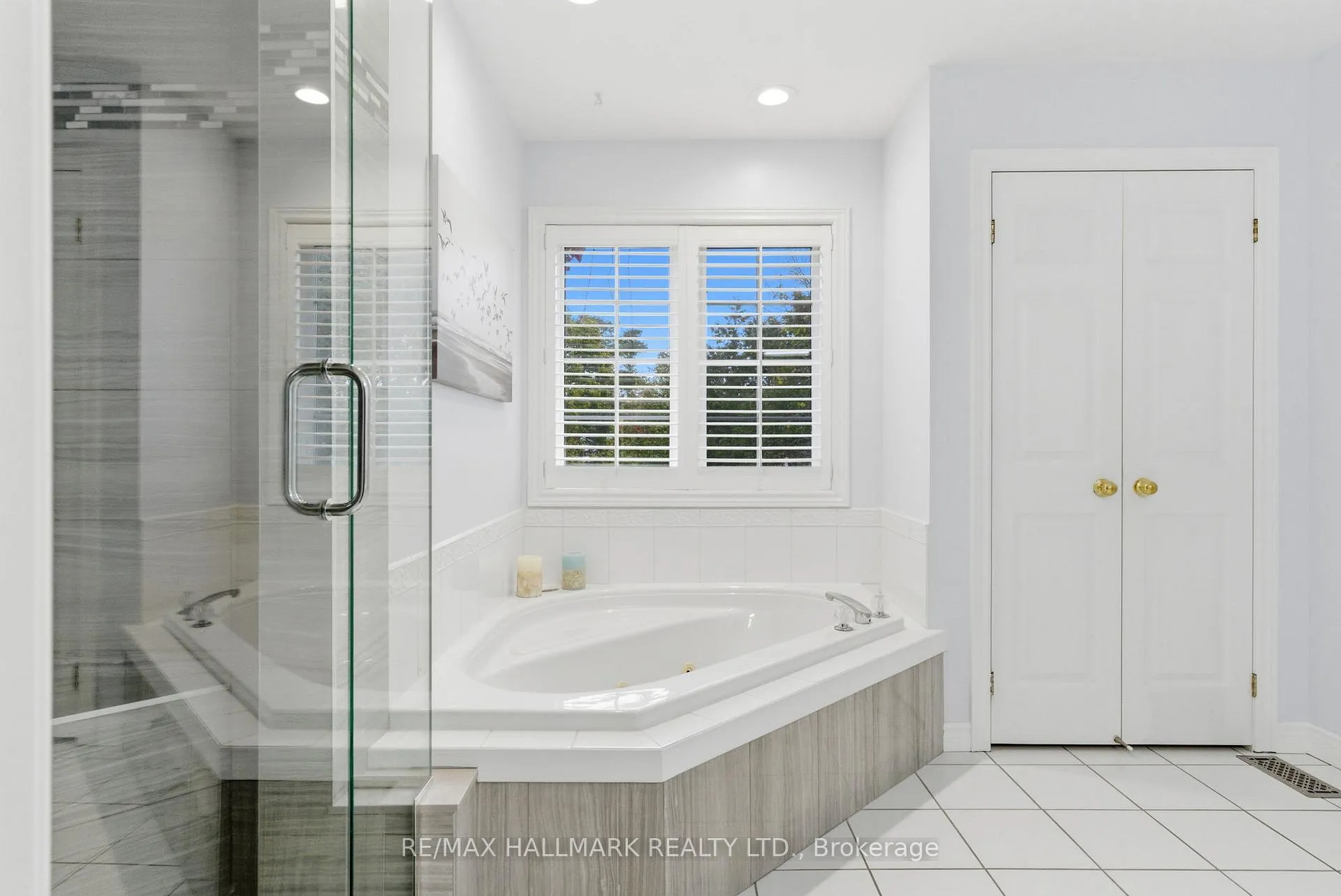 Photo 25 of 897 Oberland Drive, Oshawa, Pinecrest — HOMEH