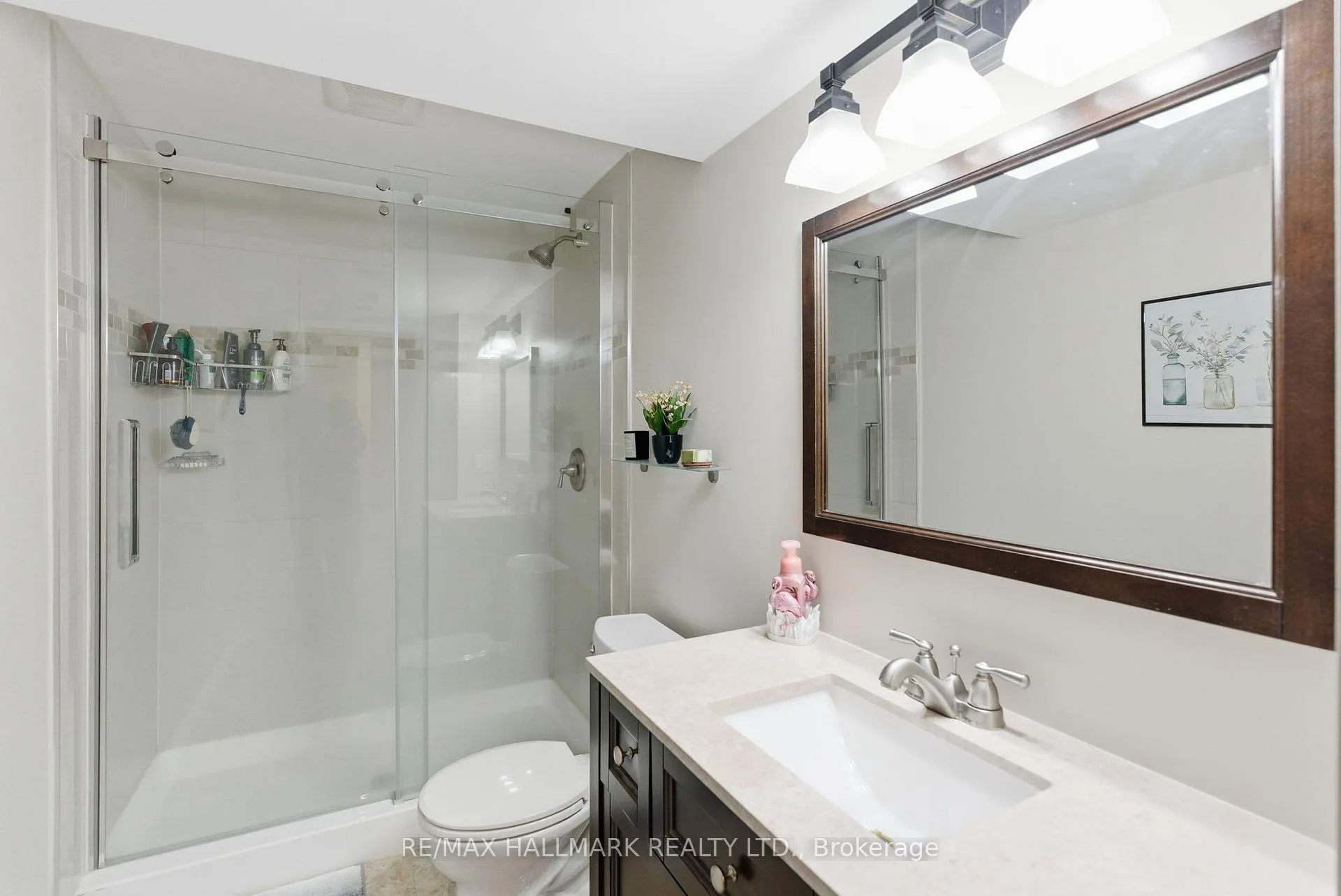 Photo 34 of 897 Oberland Drive, Oshawa, Pinecrest — HOMEH