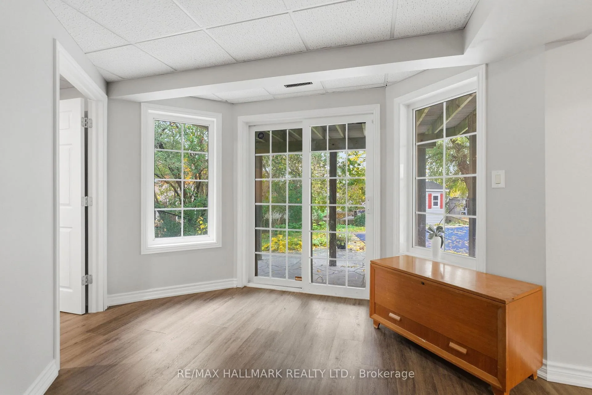 Photo 36 of 897 Oberland Drive, Oshawa, Pinecrest — HOMEH