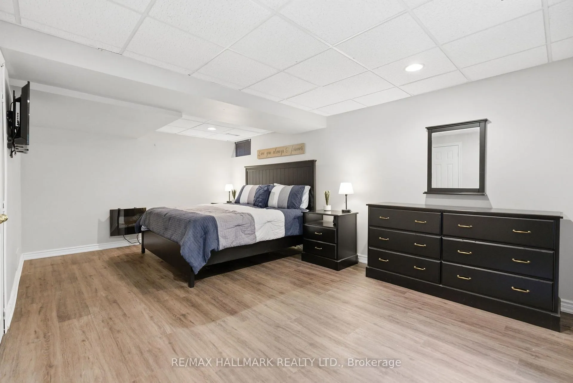 Photo 40 of 897 Oberland Drive, Oshawa, Pinecrest — HOMEH