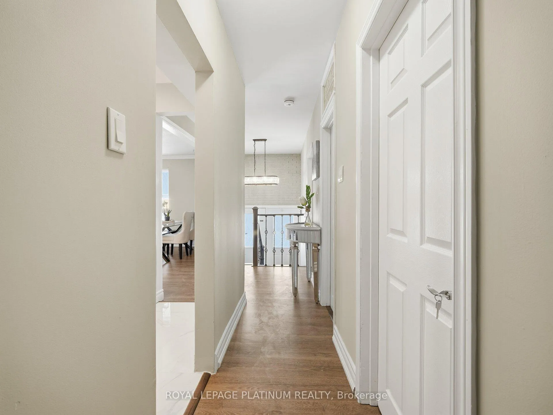 Photo 7 of 33 Campbell Drive, Brampton, Northwood Park — HOMEH
