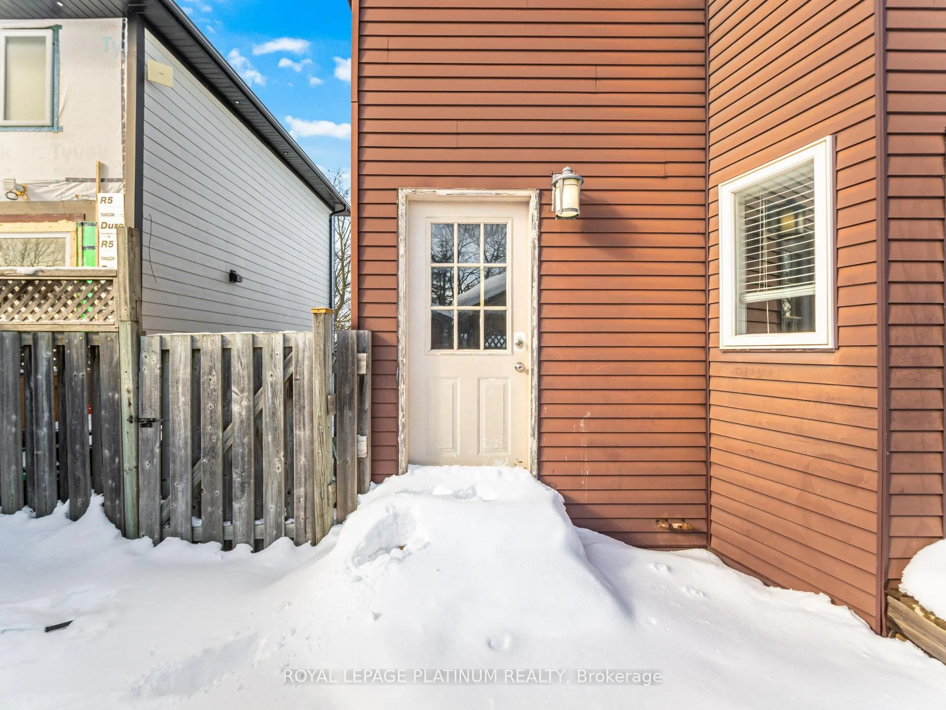 Photo 34 of 33 Campbell Drive, Brampton, Northwood Park — HOMEH