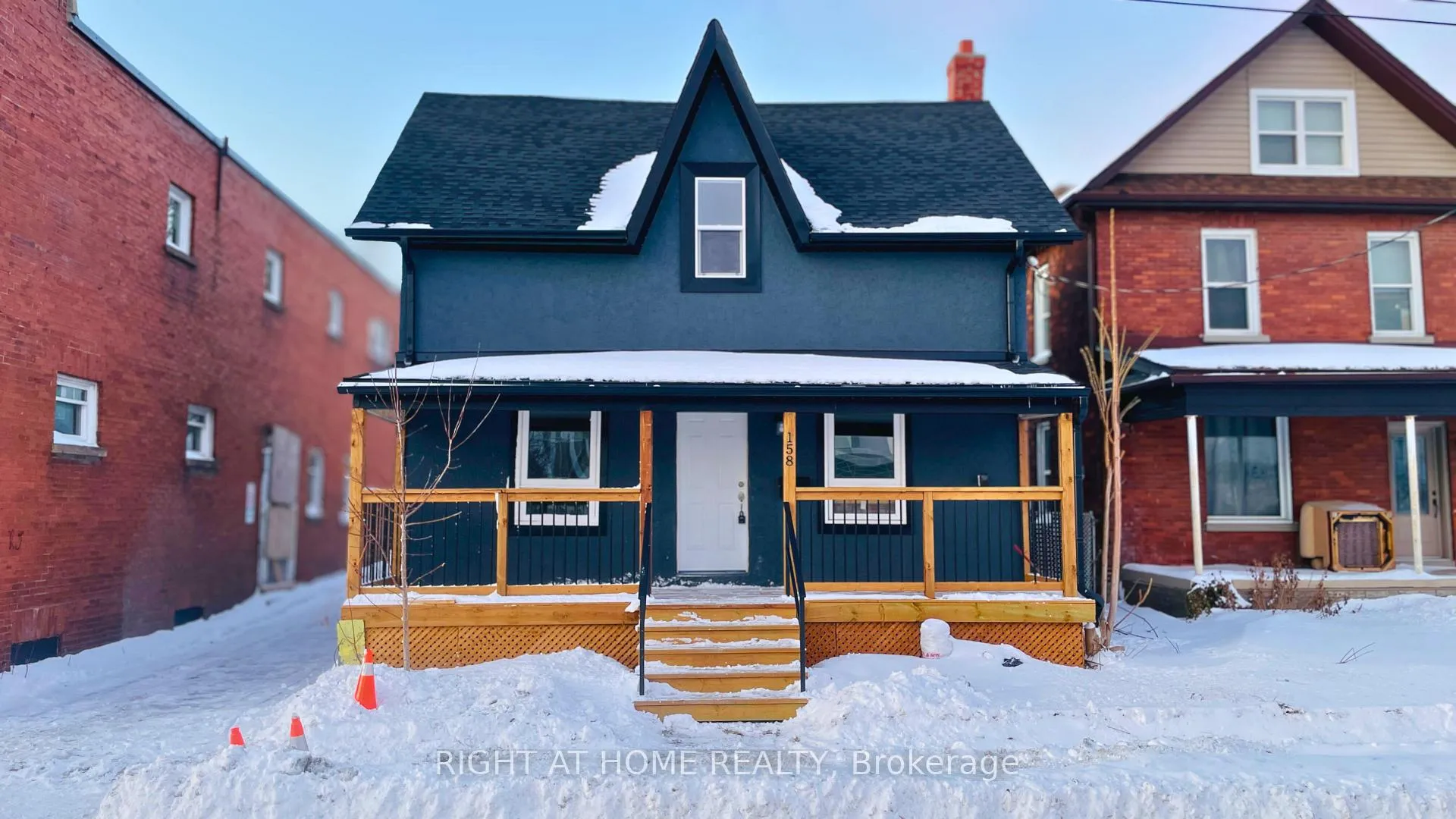 Photo 1 of 158 William Street E, Oshawa, O'Neill — HOMEH