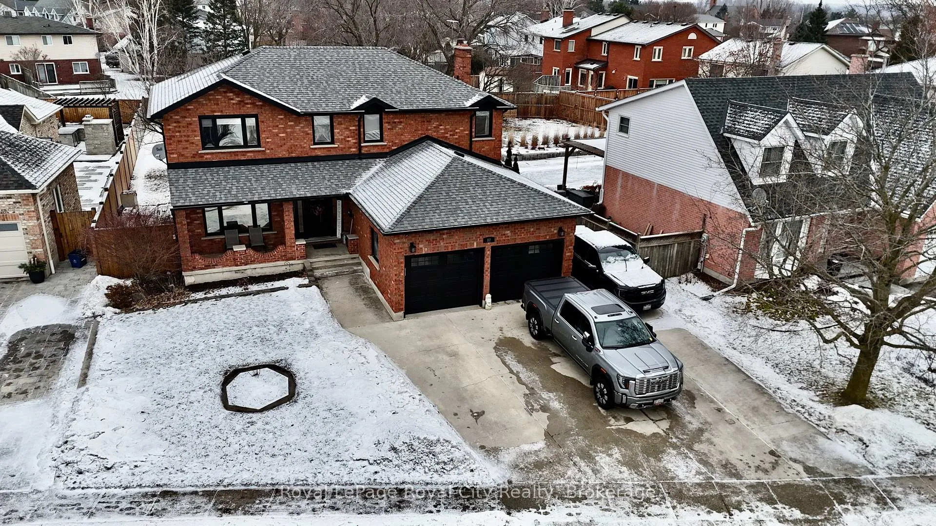 Photo 5 of 82 Gunn Avenue, Cambridge — HOMEH