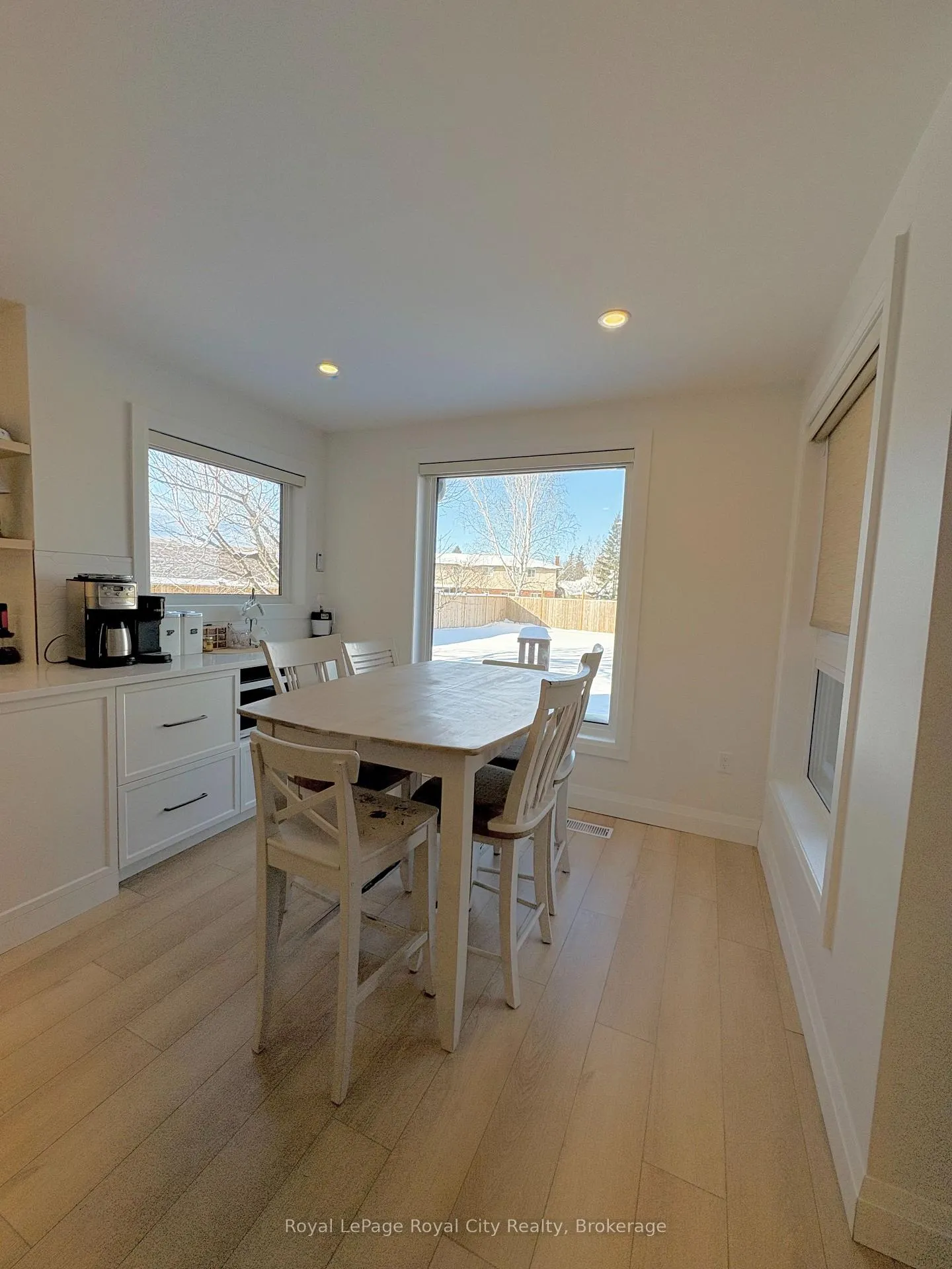 Photo 10 of 82 Gunn Avenue, Cambridge — HOMEH
