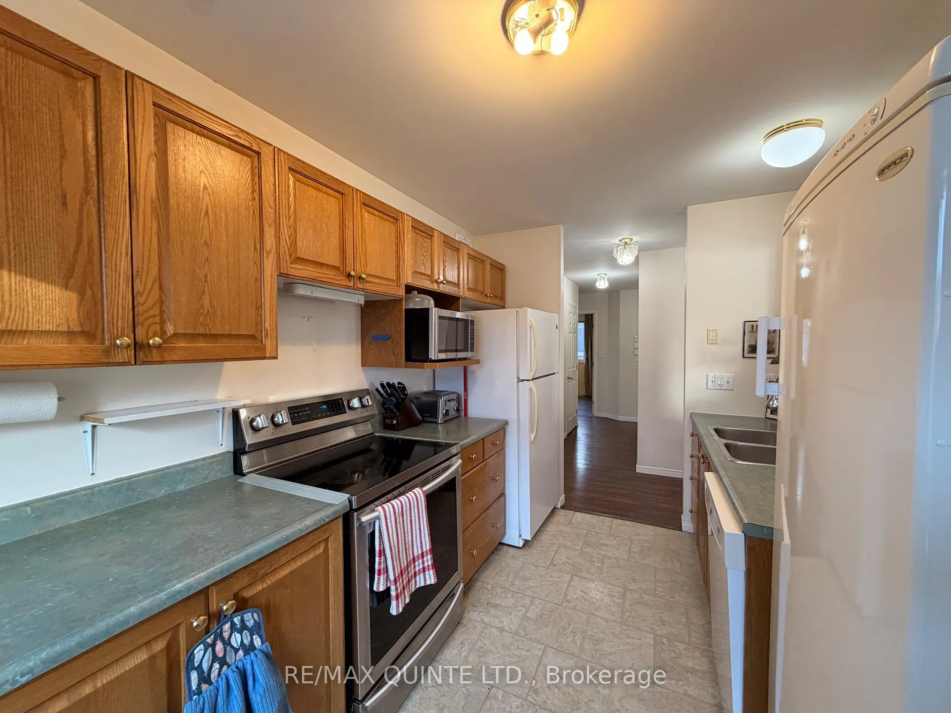 Photo 16 of 73 Oak Ridge Boulevard, Belleville, Belleville Ward — HOMEH