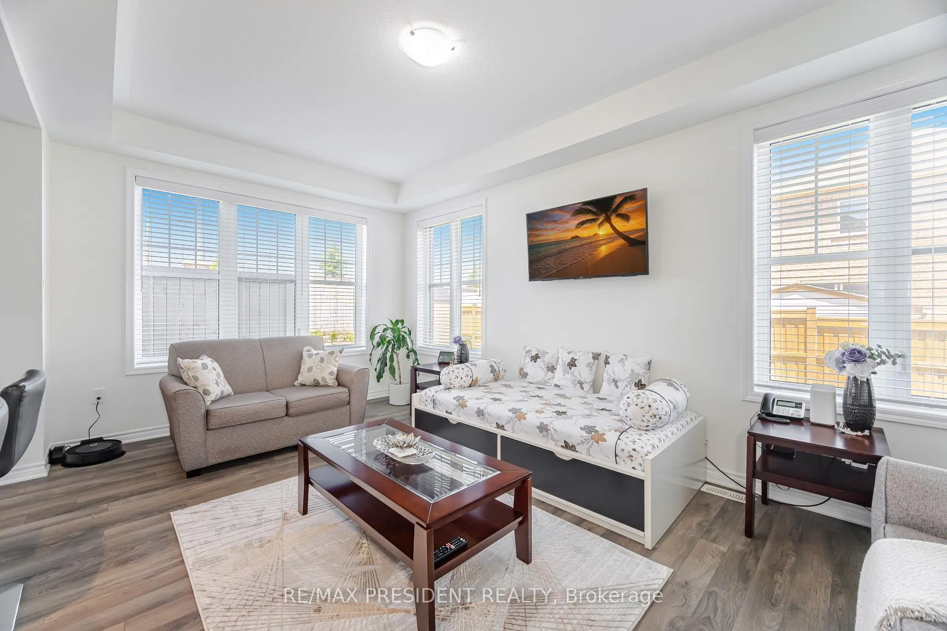 Photo 18 of 581 Edenbrook Hill Drive, Brampton, Northwest Brampton — HOMEH
