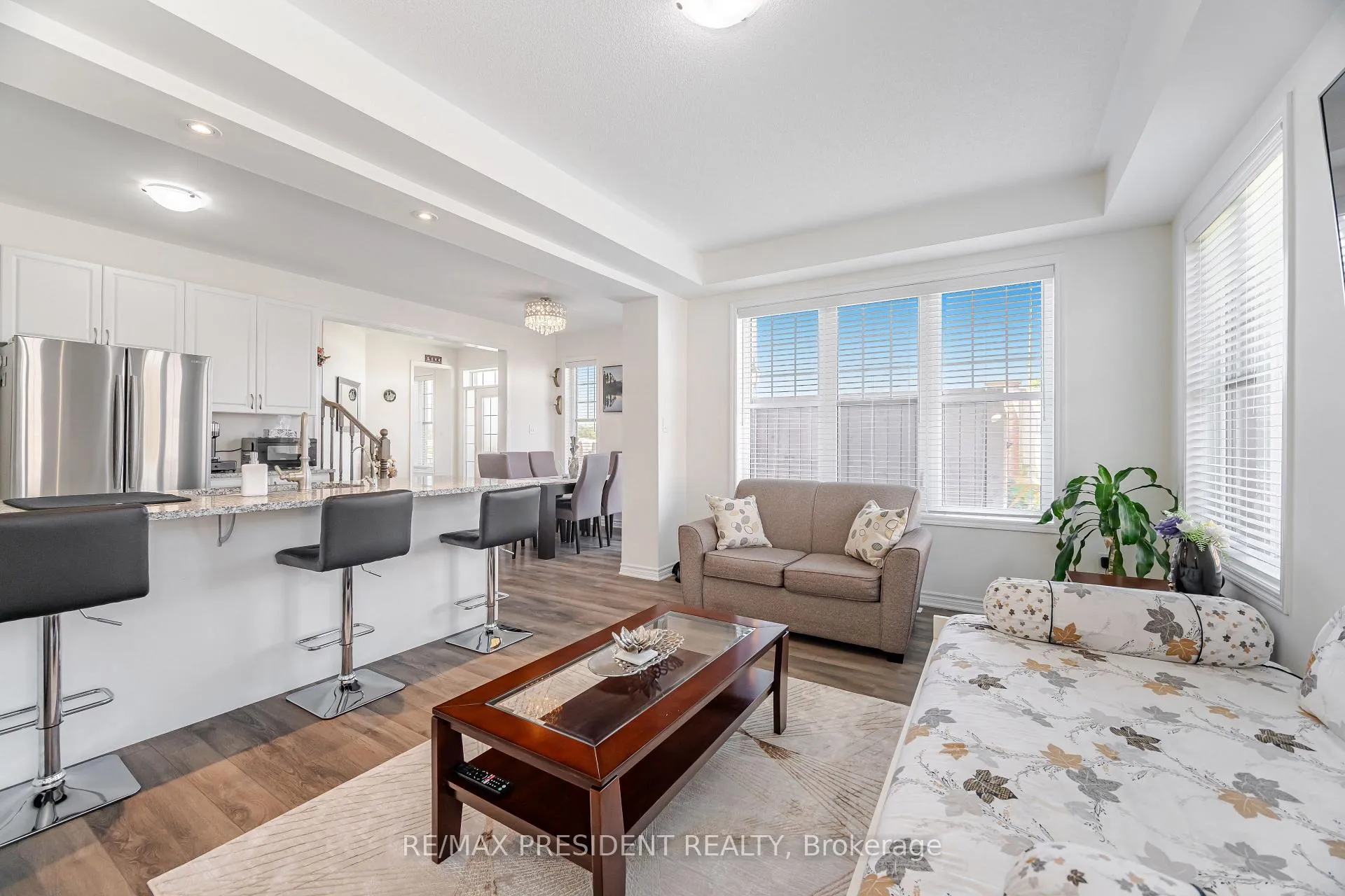 Photo 19 of 581 Edenbrook Hill Drive, Brampton, Northwest Brampton — HOMEH