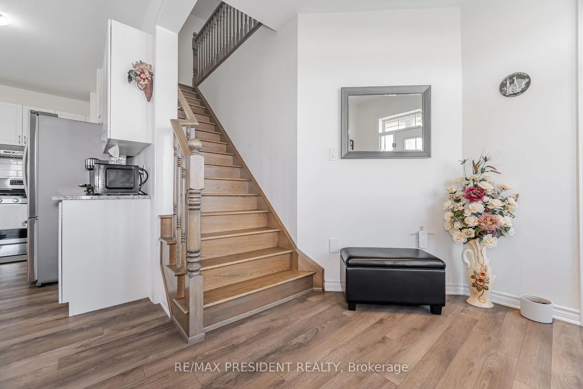 Photo 22 of 581 Edenbrook Hill Drive, Brampton, Northwest Brampton — HOMEH