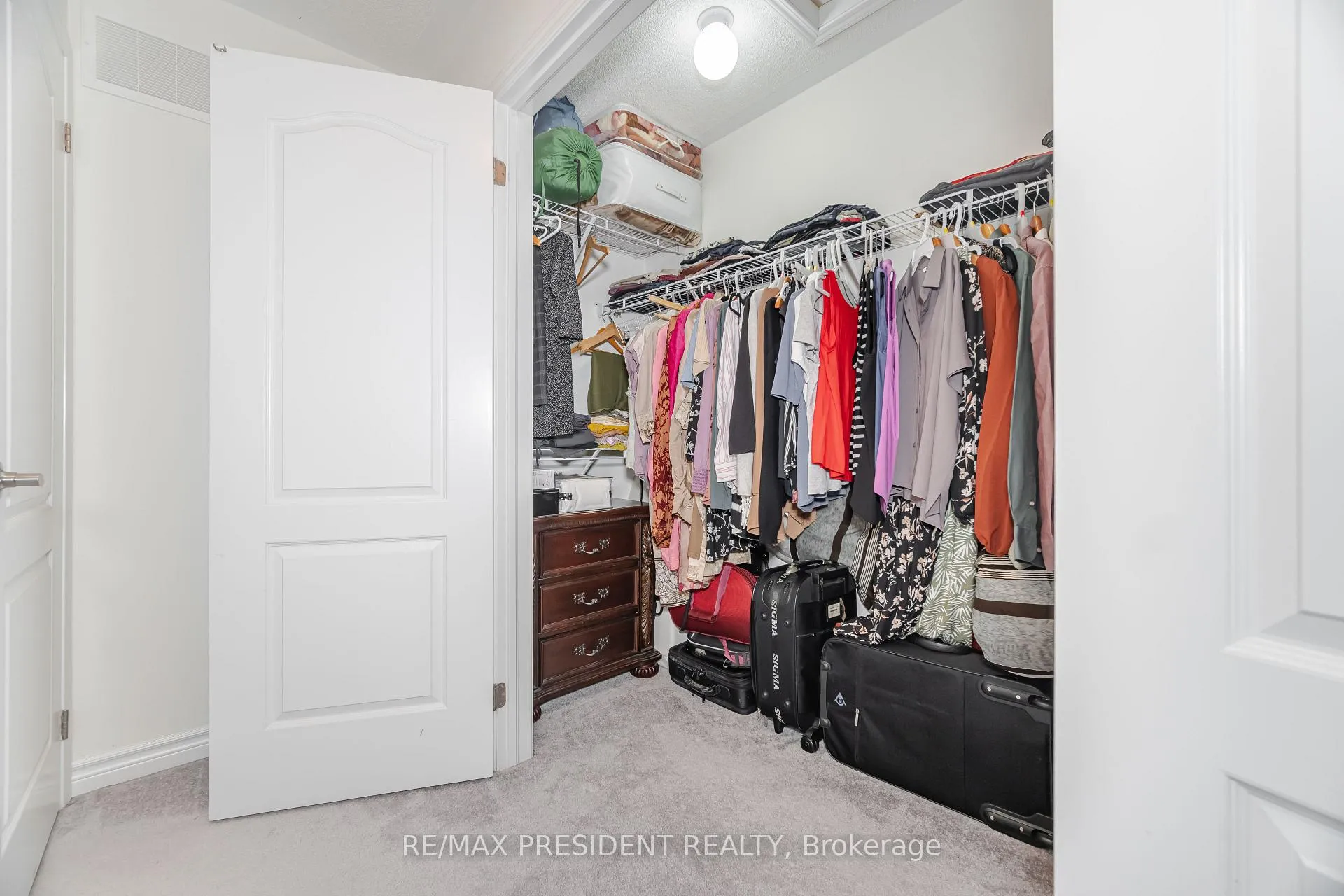 Photo 31 of 581 Edenbrook Hill Drive, Brampton, Northwest Brampton — HOMEH