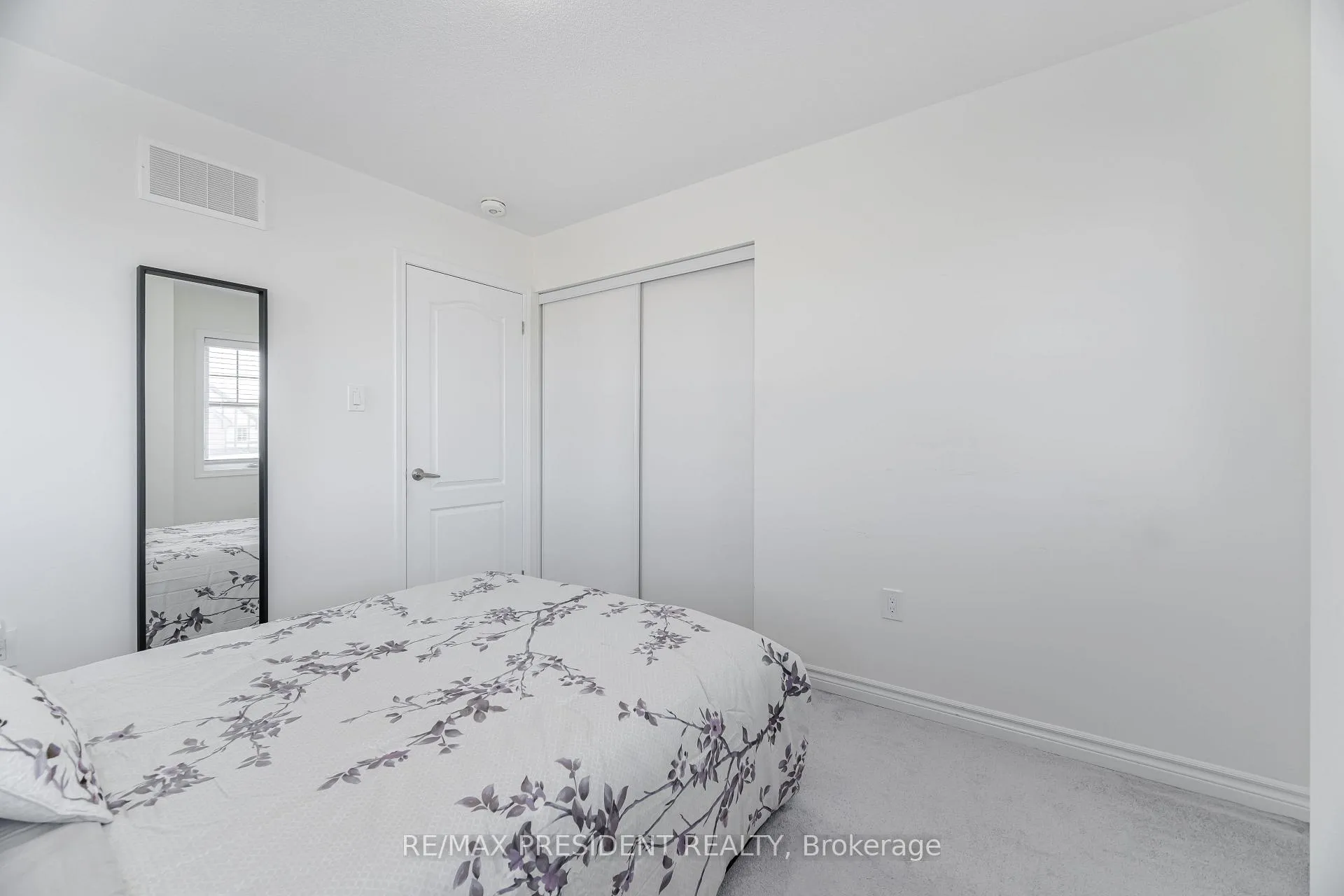 Photo 36 of 581 Edenbrook Hill Drive, Brampton, Northwest Brampton — HOMEH