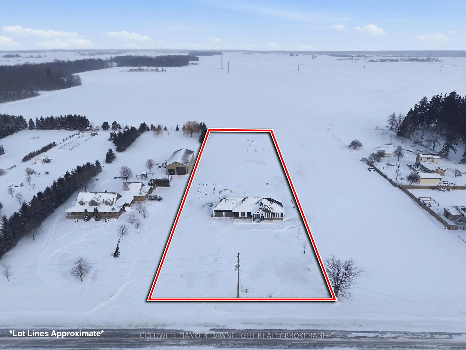Photo 4 of 60 Victoria Avenue W, South Huron, Stephen — HOMEH