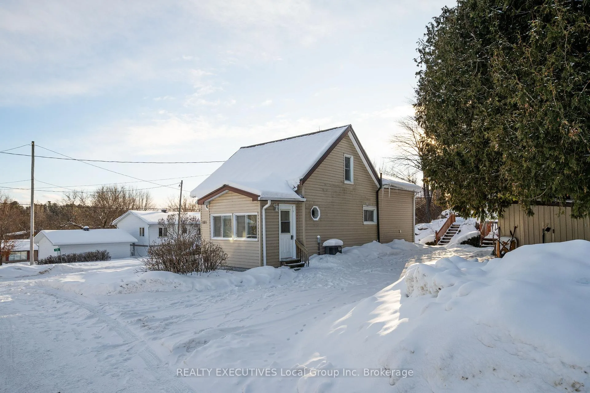 Photo 3 of 151 King Street, Callander — HOMEH