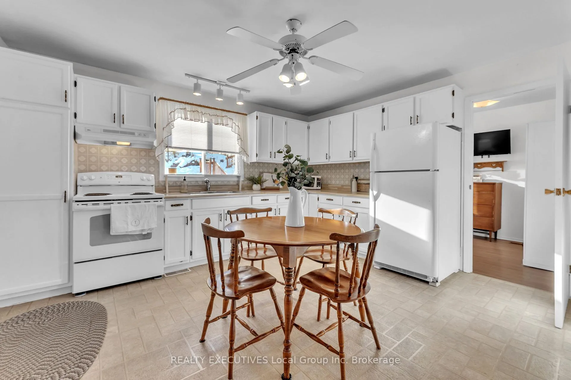Photo 9 of 151 King Street, Callander — HOMEH