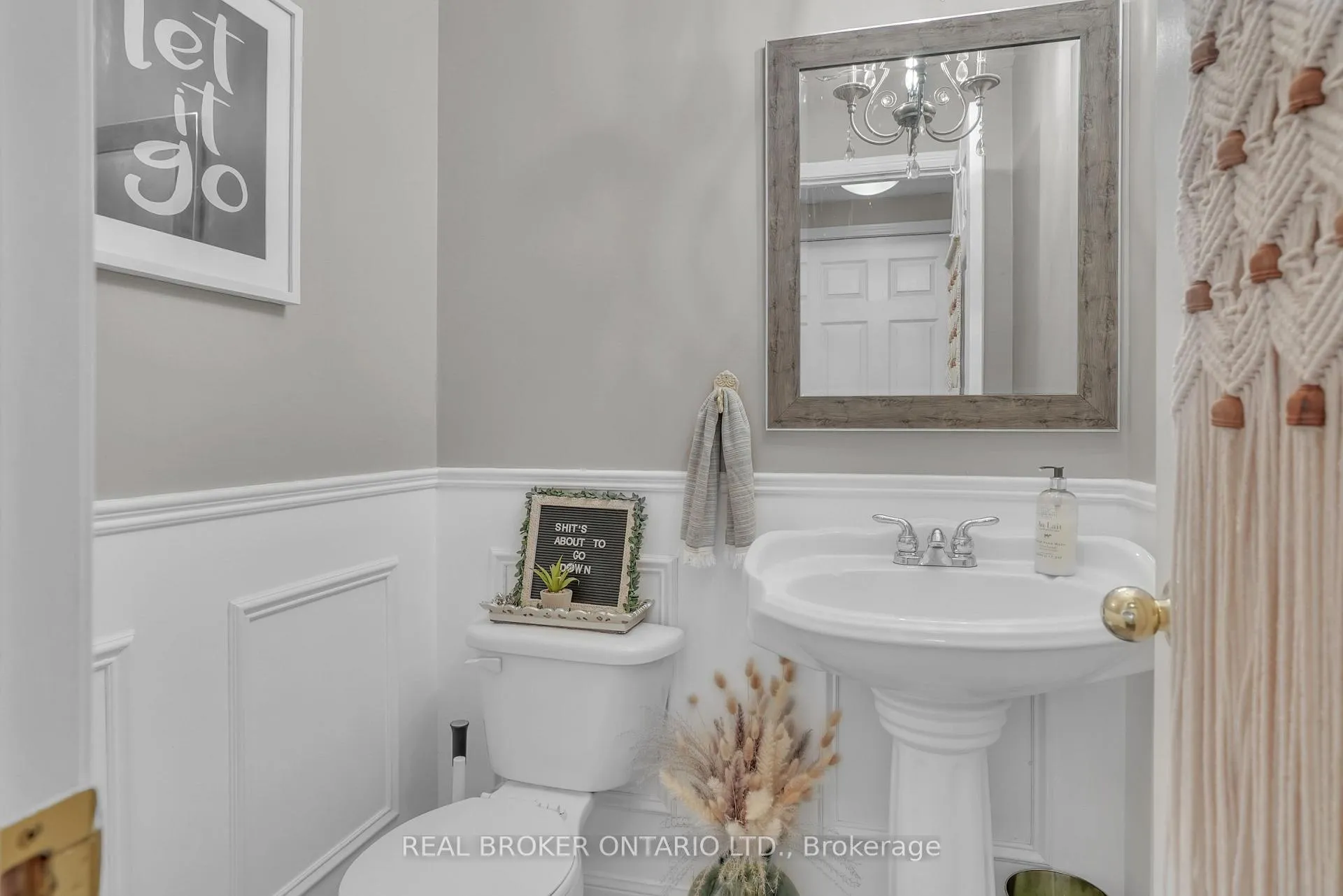 Photo 12 of 389 Ferndale Drive S, Barrie, Ardagh — HOMEH