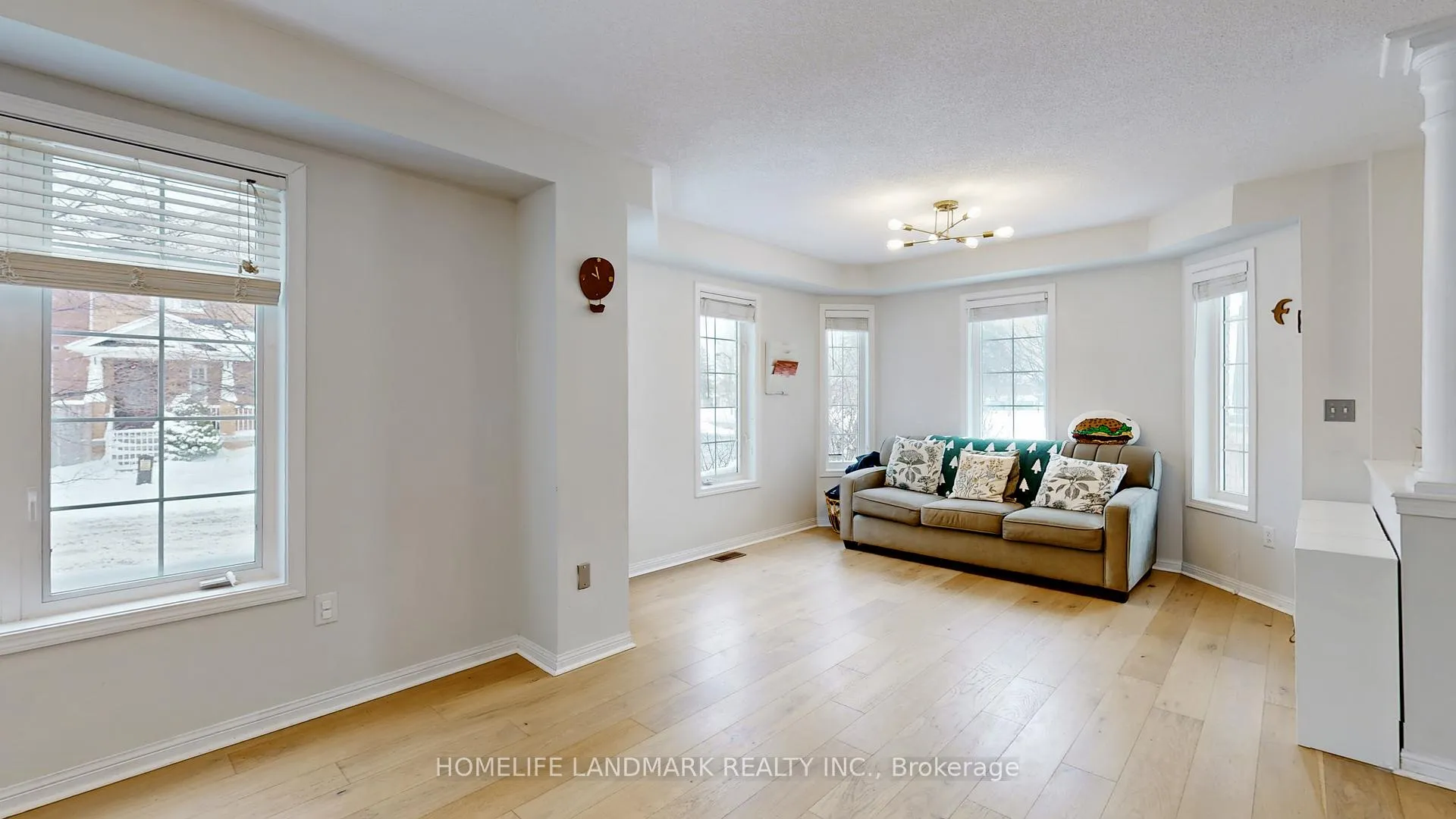 Photo 3 of 486 Bur Oak Avenue, Markham, Berczy — HOMEH