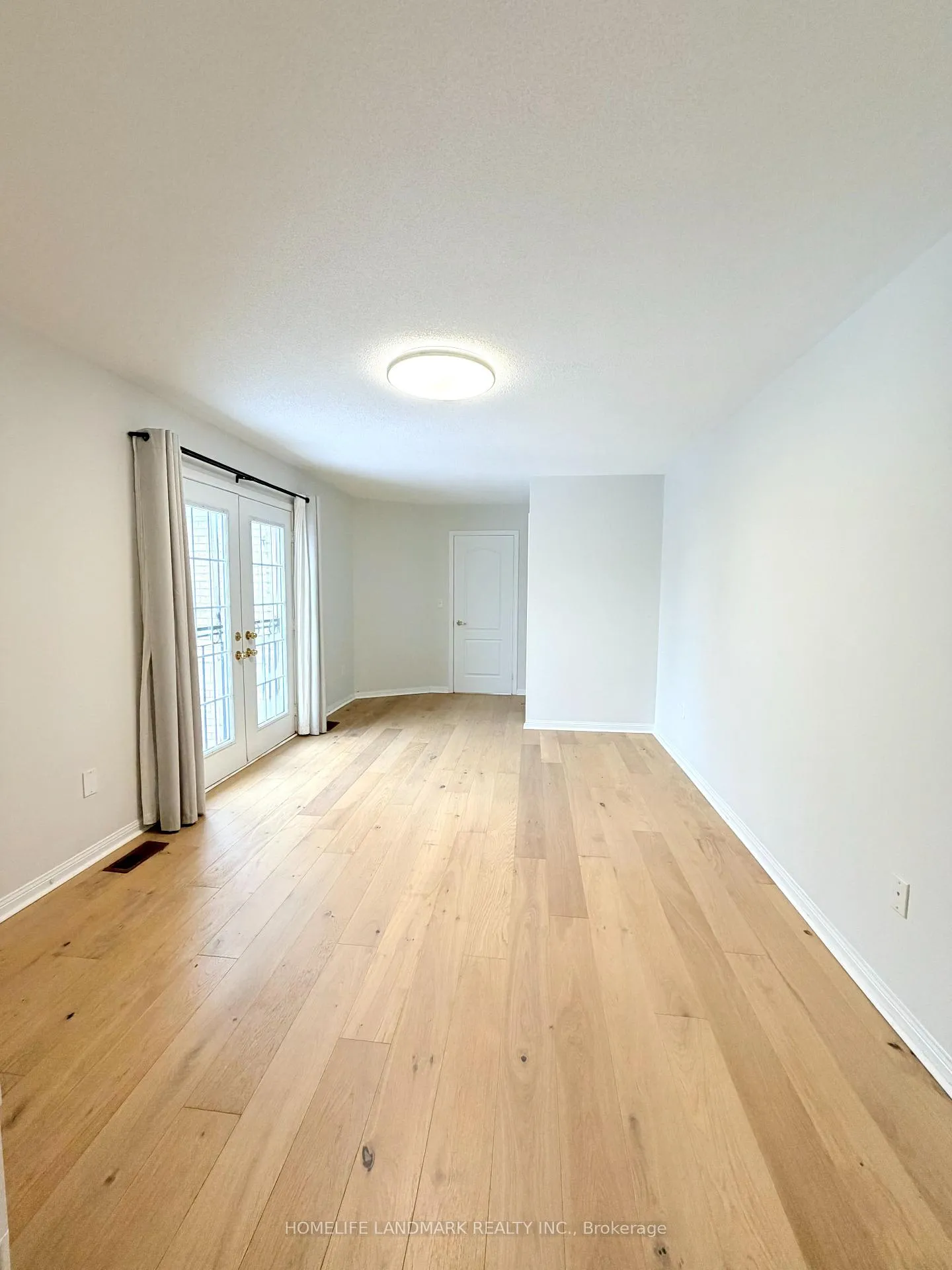 Photo 10 of 486 Bur Oak Avenue, Markham, Berczy — HOMEH