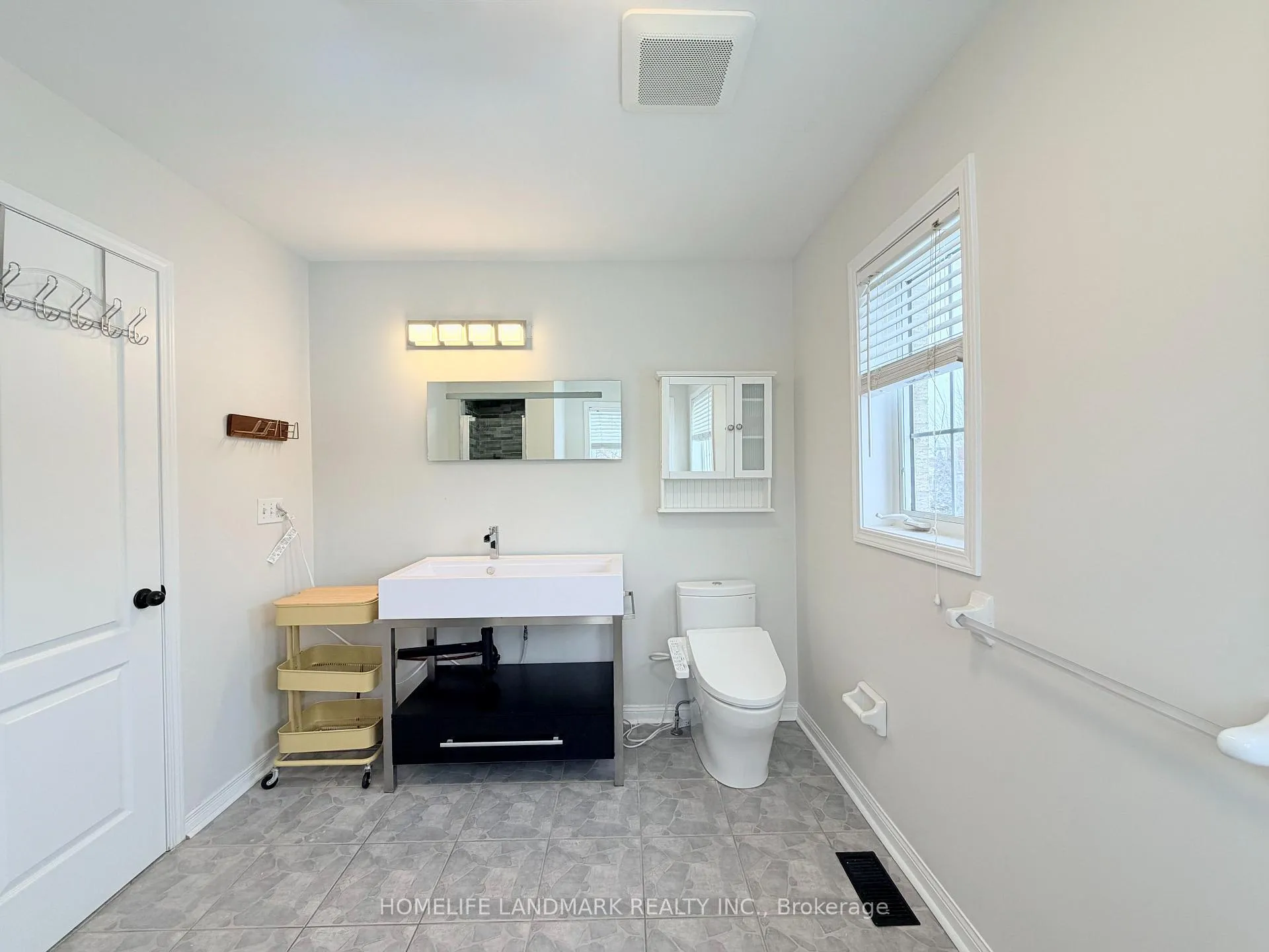 Photo 13 of 486 Bur Oak Avenue, Markham, Berczy — HOMEH
