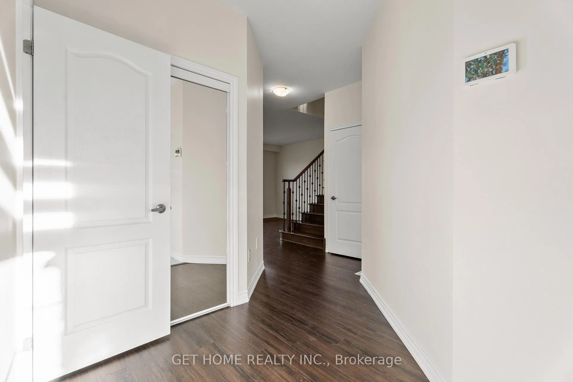Photo 7 of 67 Lillian Way, Haldimand — HOMEH
