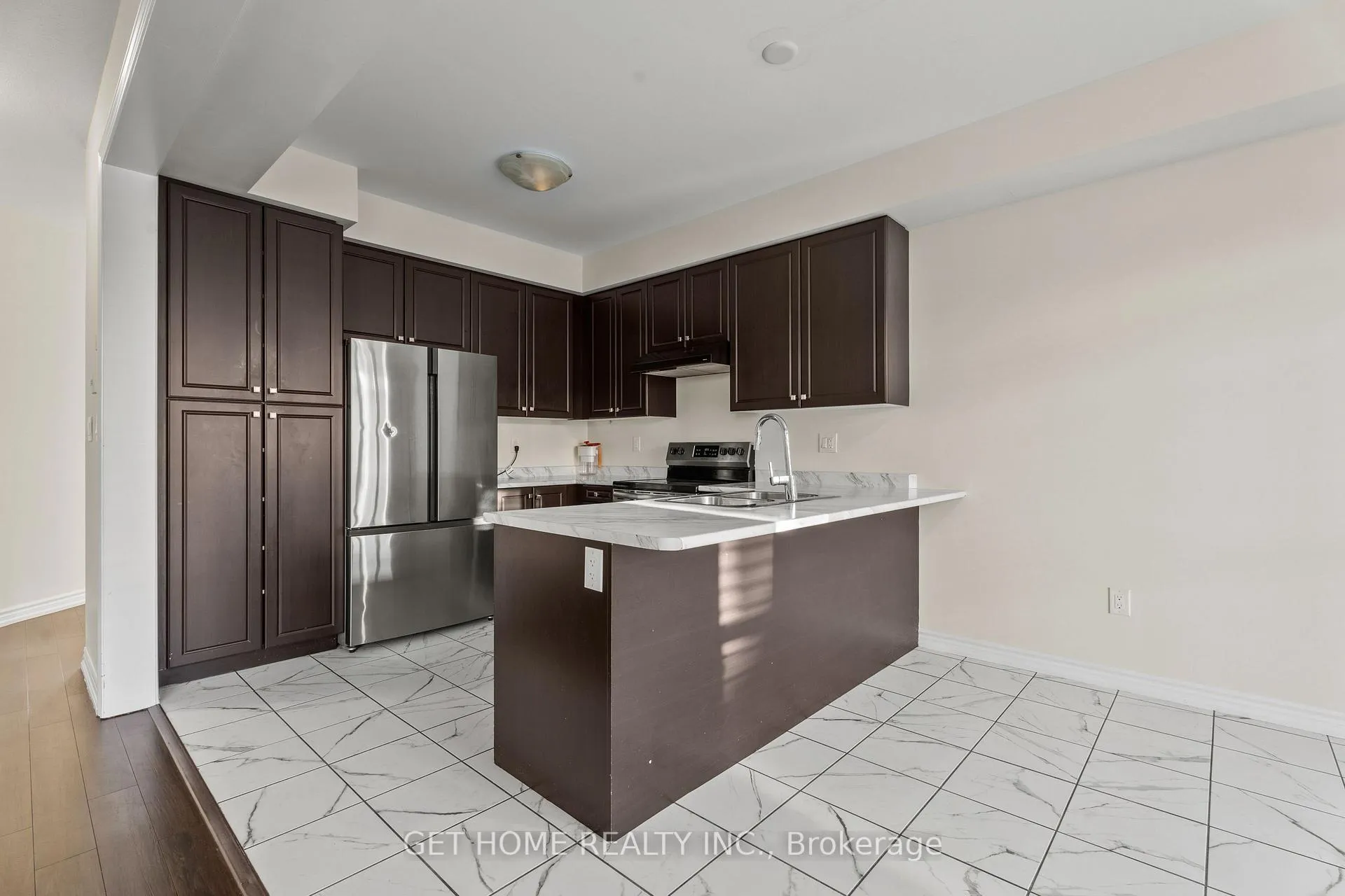 Photo 17 of 67 Lillian Way, Haldimand — HOMEH