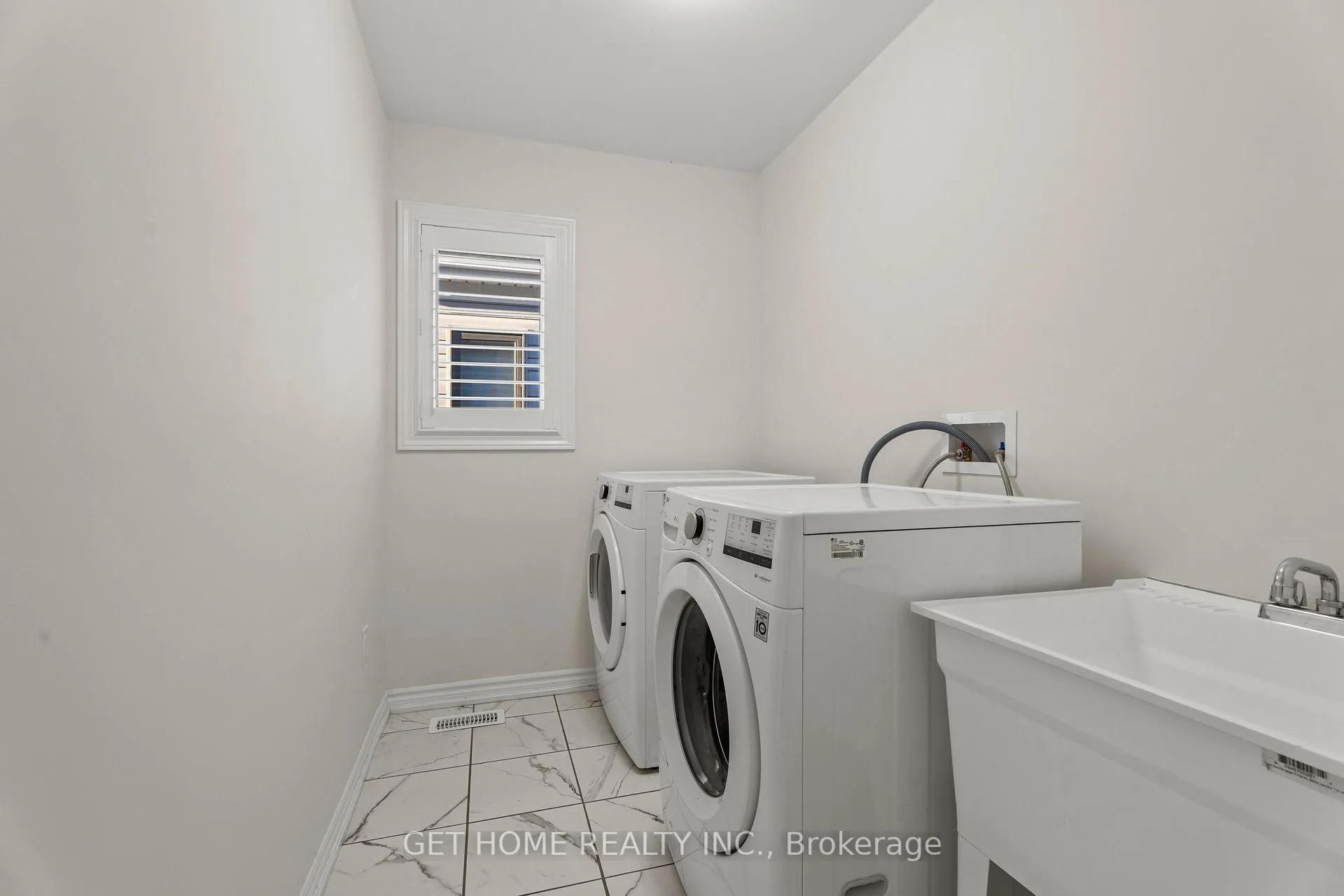 Photo 32 of 67 Lillian Way, Haldimand — HOMEH