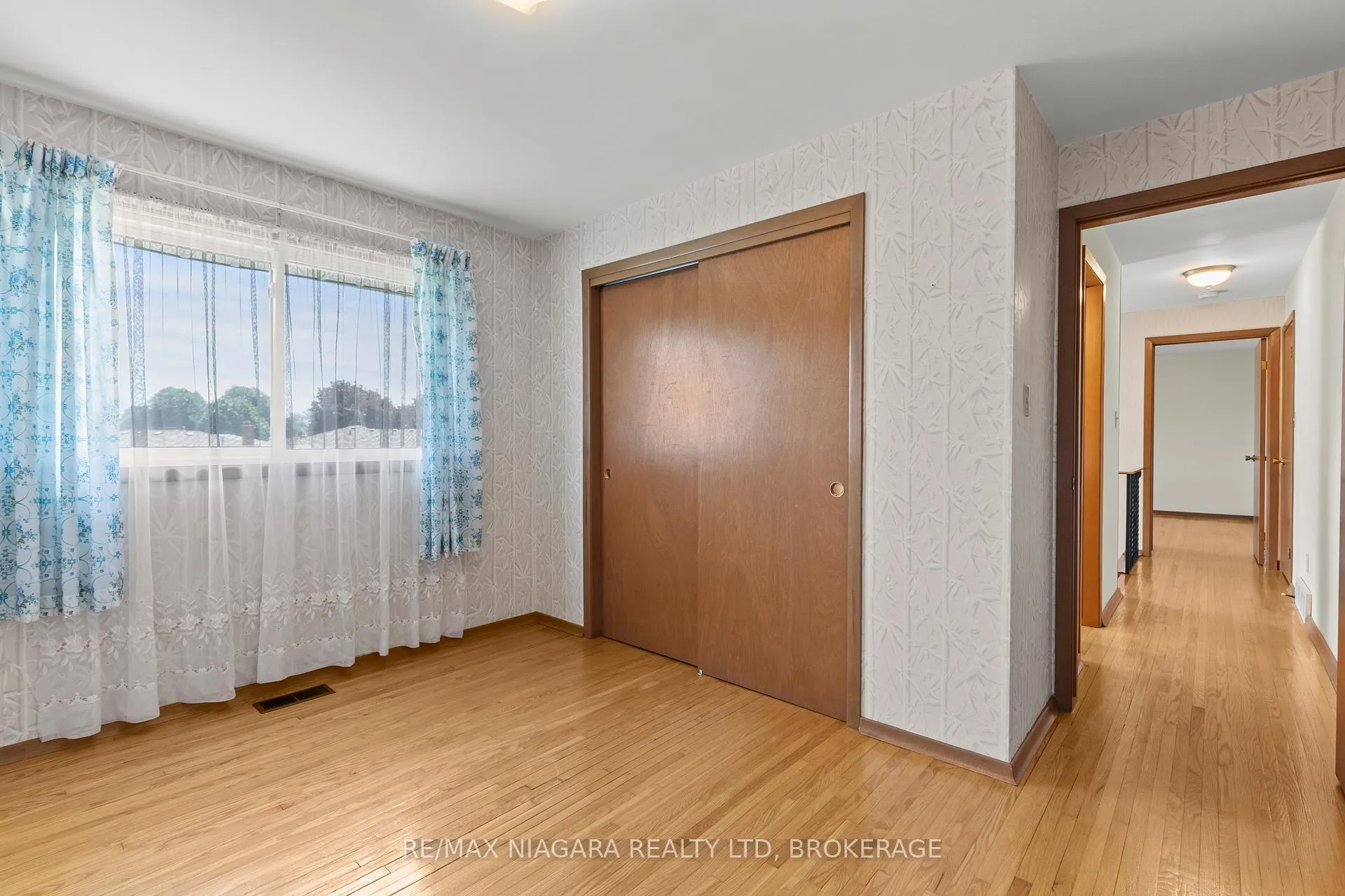 Photo 24 of 6628 Argyll Crescent, Niagara Falls, Arad/Fallsview — HOMEH