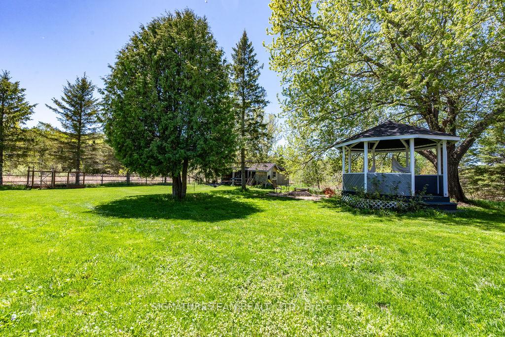 Photo 6 of 307 Grist Mill Road, North Algona Wilberforce, North Algona/Wilberforce Twp — HOMEH