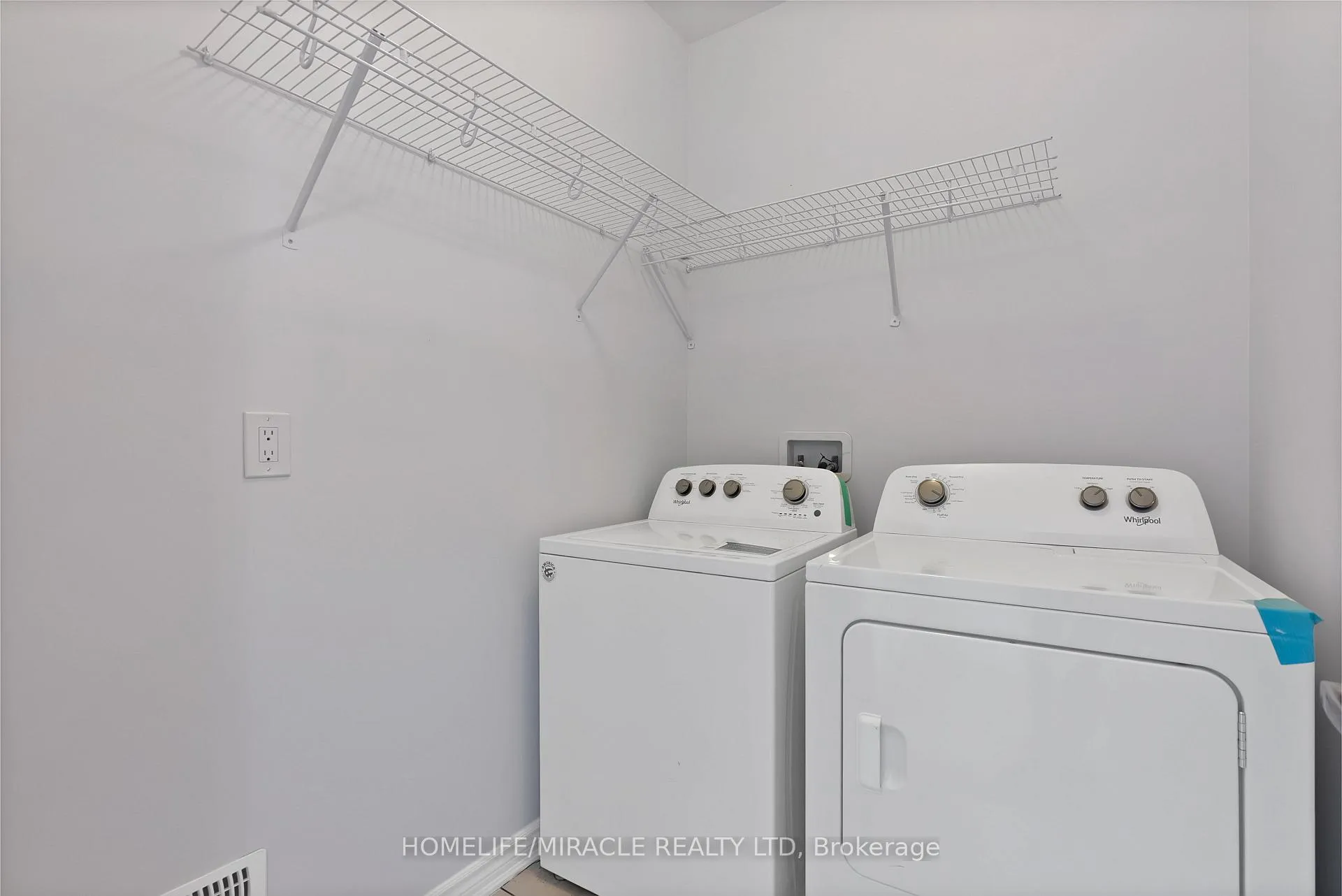 Photo 29 of 12 Ringway Road, Brampton, Northwest Brampton — HOMEH