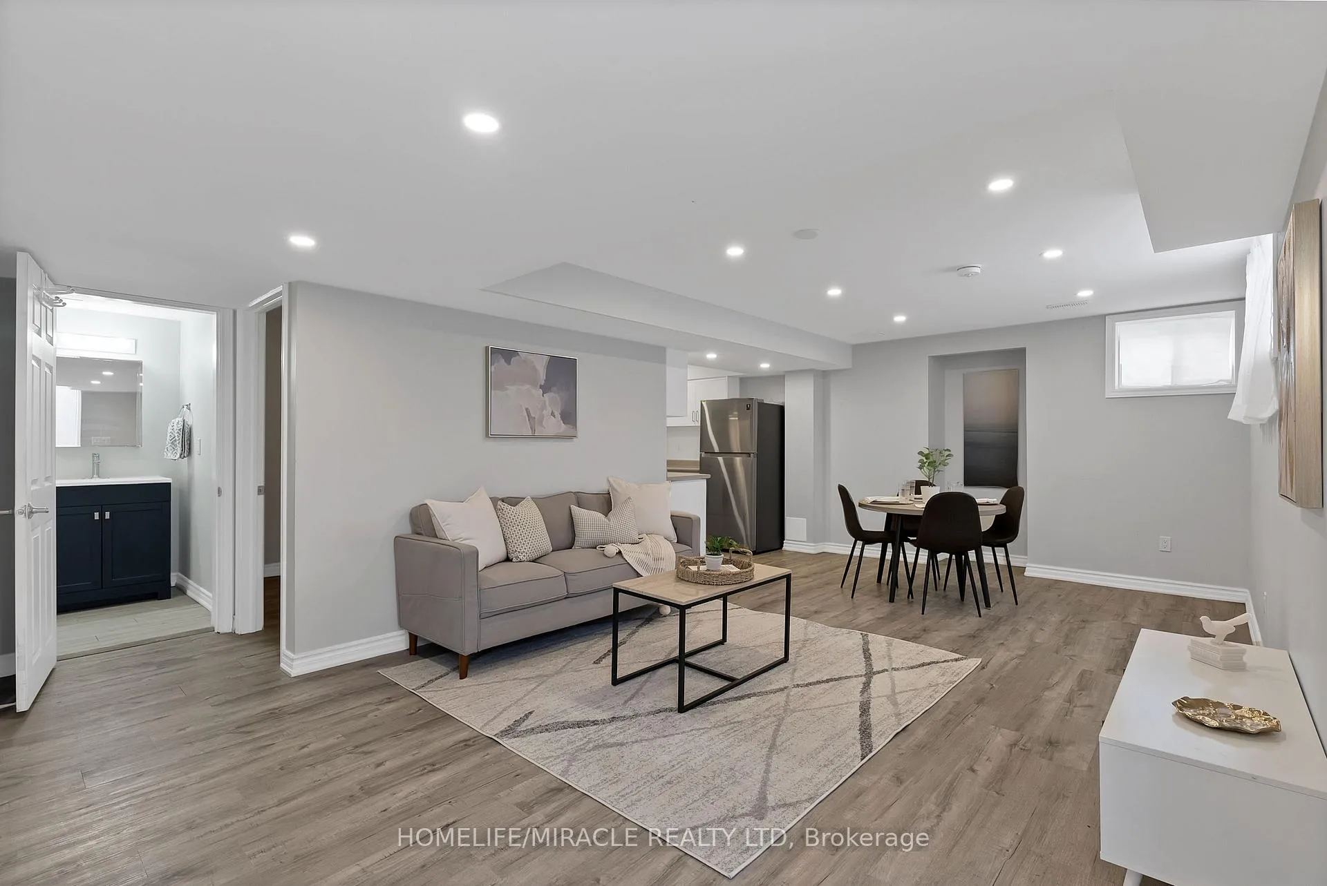 Photo 34 of 12 Ringway Road, Brampton, Northwest Brampton — HOMEH