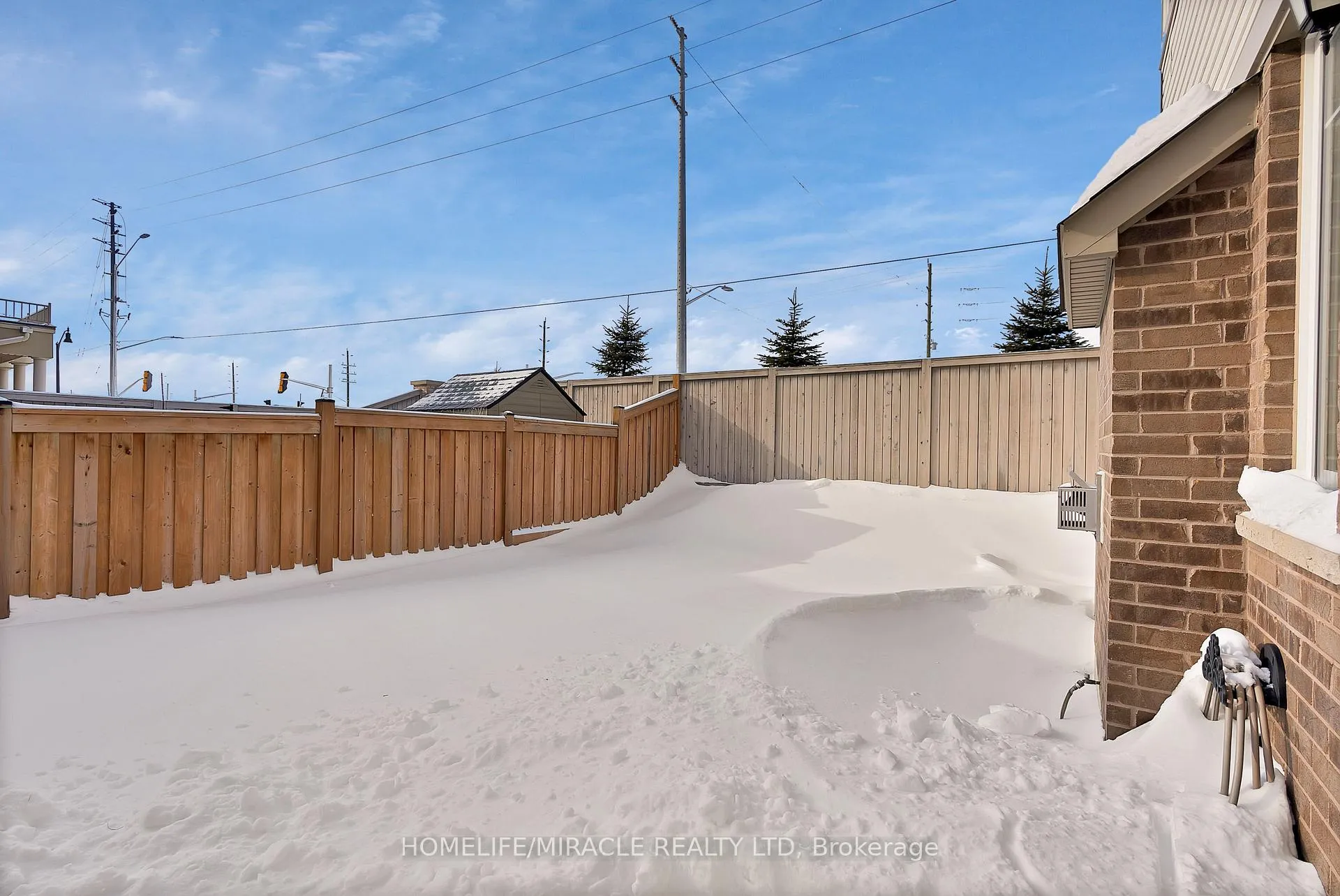 Photo 42 of 12 Ringway Road, Brampton, Northwest Brampton — HOMEH
