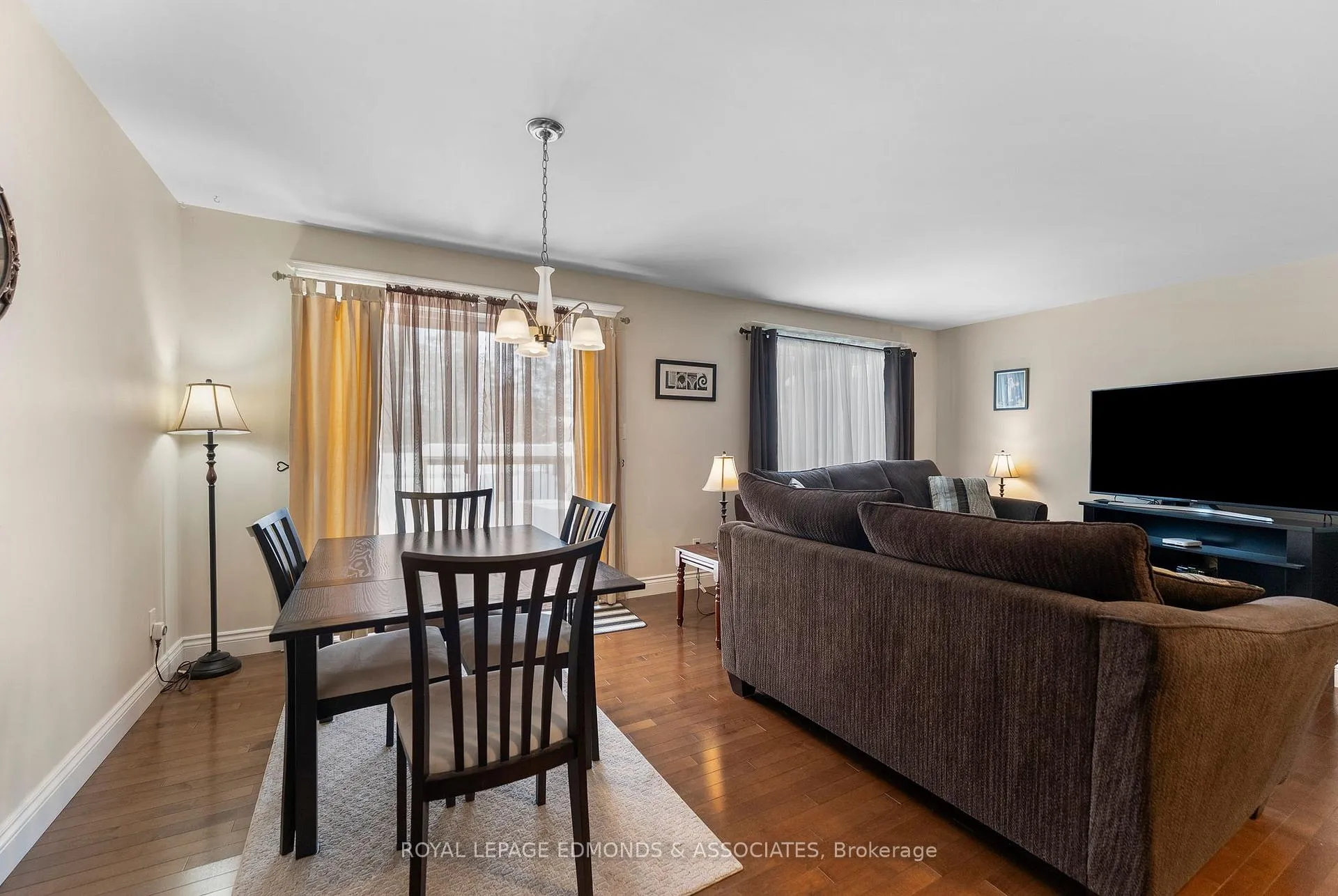 Photo 15 of 27 Winston Avenue, Petawawa — HOMEH