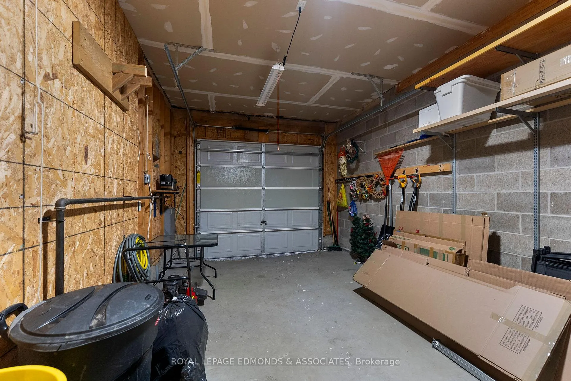 Photo 28 of 27 Winston Avenue, Petawawa — HOMEH