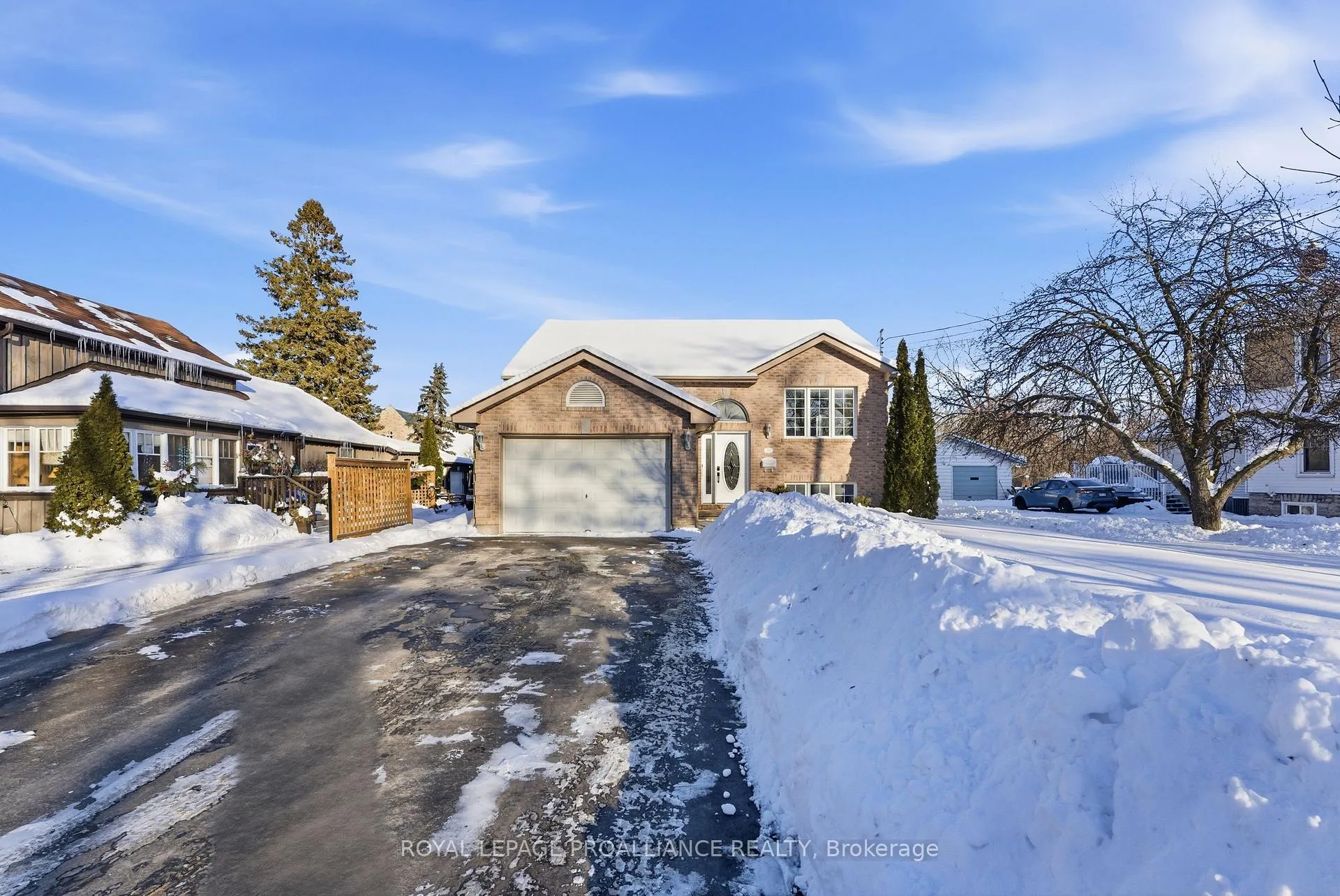 Photo 2 of 253 Herchimer Avenue, Belleville, Belleville Ward — HOMEH