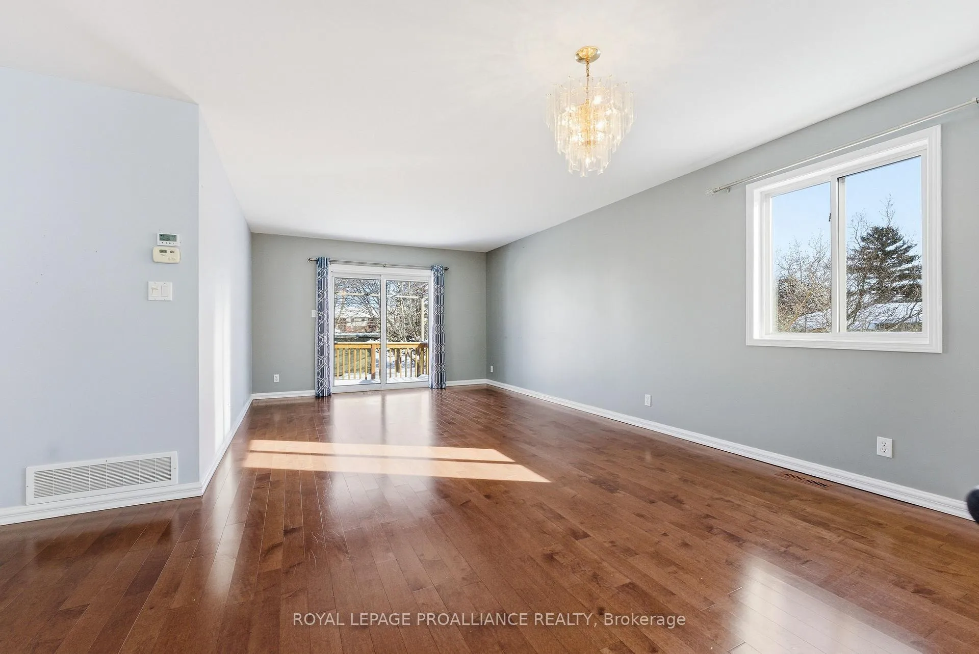Photo 9 of 253 Herchimer Avenue, Belleville, Belleville Ward — HOMEH