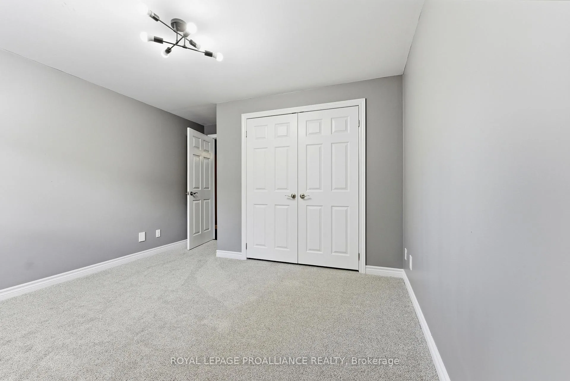 Photo 32 of 253 Herchimer Avenue, Belleville, Belleville Ward — HOMEH