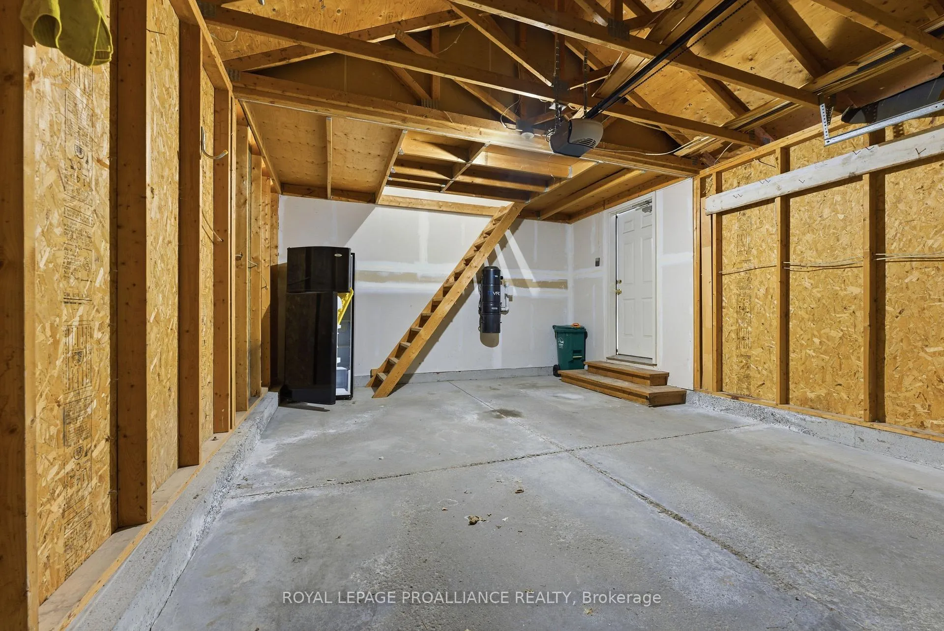 Photo 37 of 253 Herchimer Avenue, Belleville, Belleville Ward — HOMEH