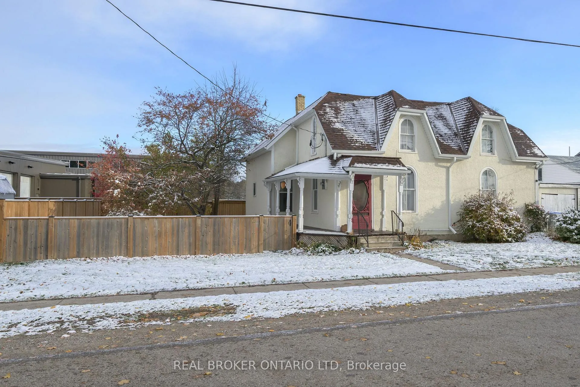 Photo 2 of 222 Ellen Street, North Middlesex, Parkhill — HOMEH