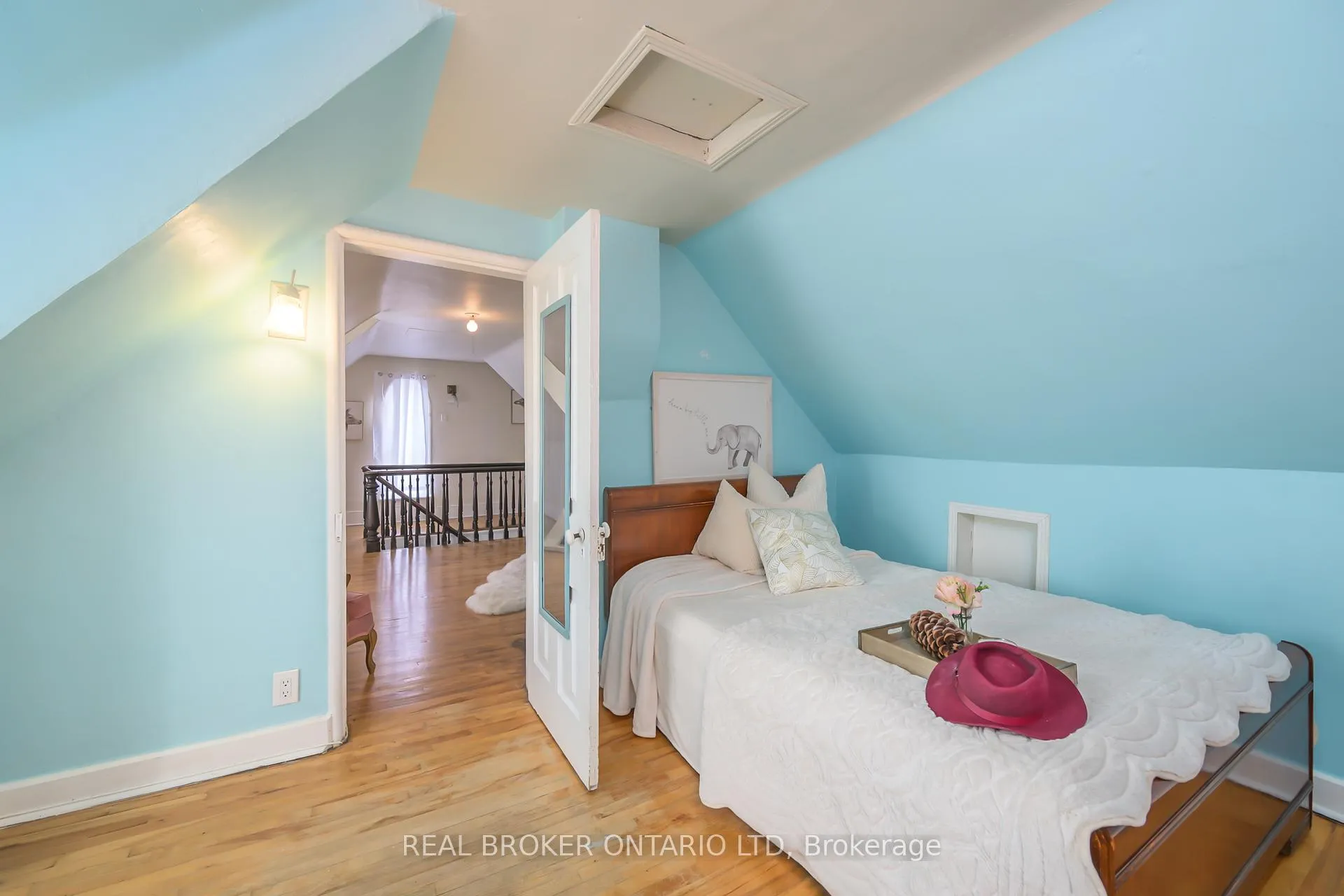 Photo 22 of 222 Ellen Street, North Middlesex, Parkhill — HOMEH