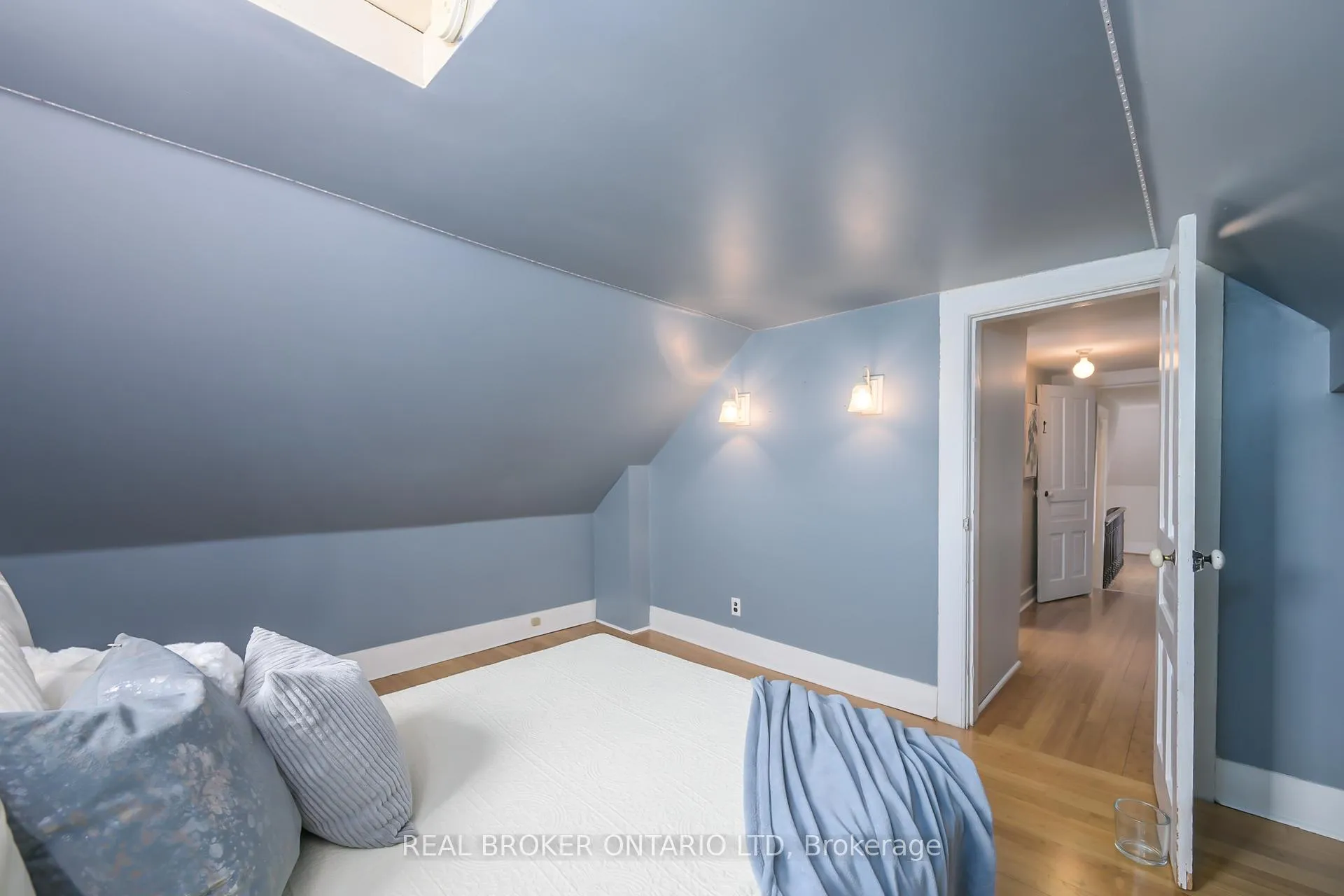 Photo 24 of 222 Ellen Street, North Middlesex, Parkhill — HOMEH