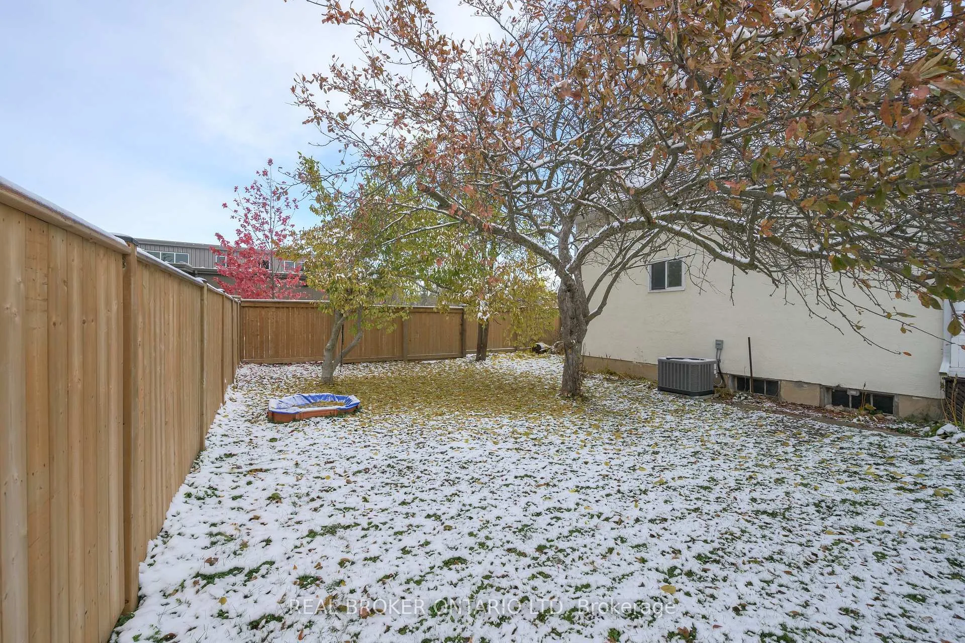 Photo 35 of 222 Ellen Street, North Middlesex, Parkhill — HOMEH
