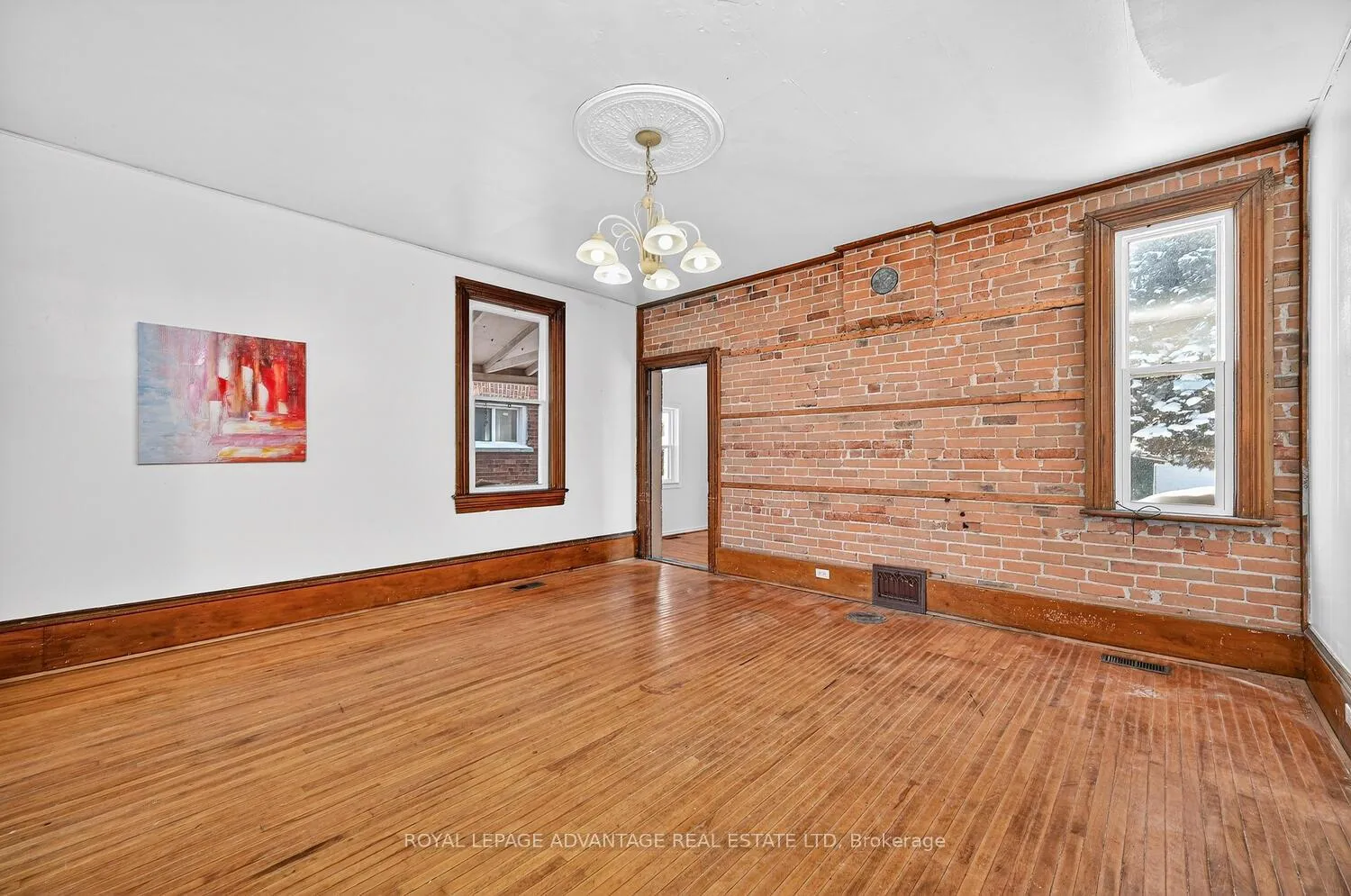 Photo 11 of 73 Russell Street E, Smiths Falls — HOMEH