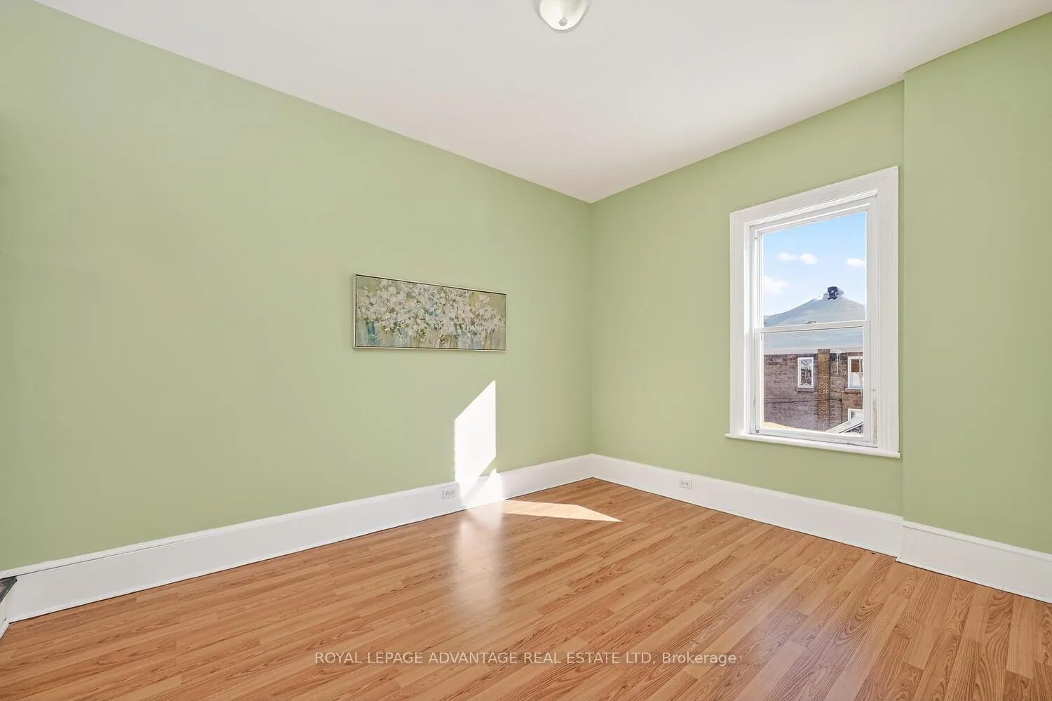 Photo 34 of 73 Russell Street E, Smiths Falls — HOMEH