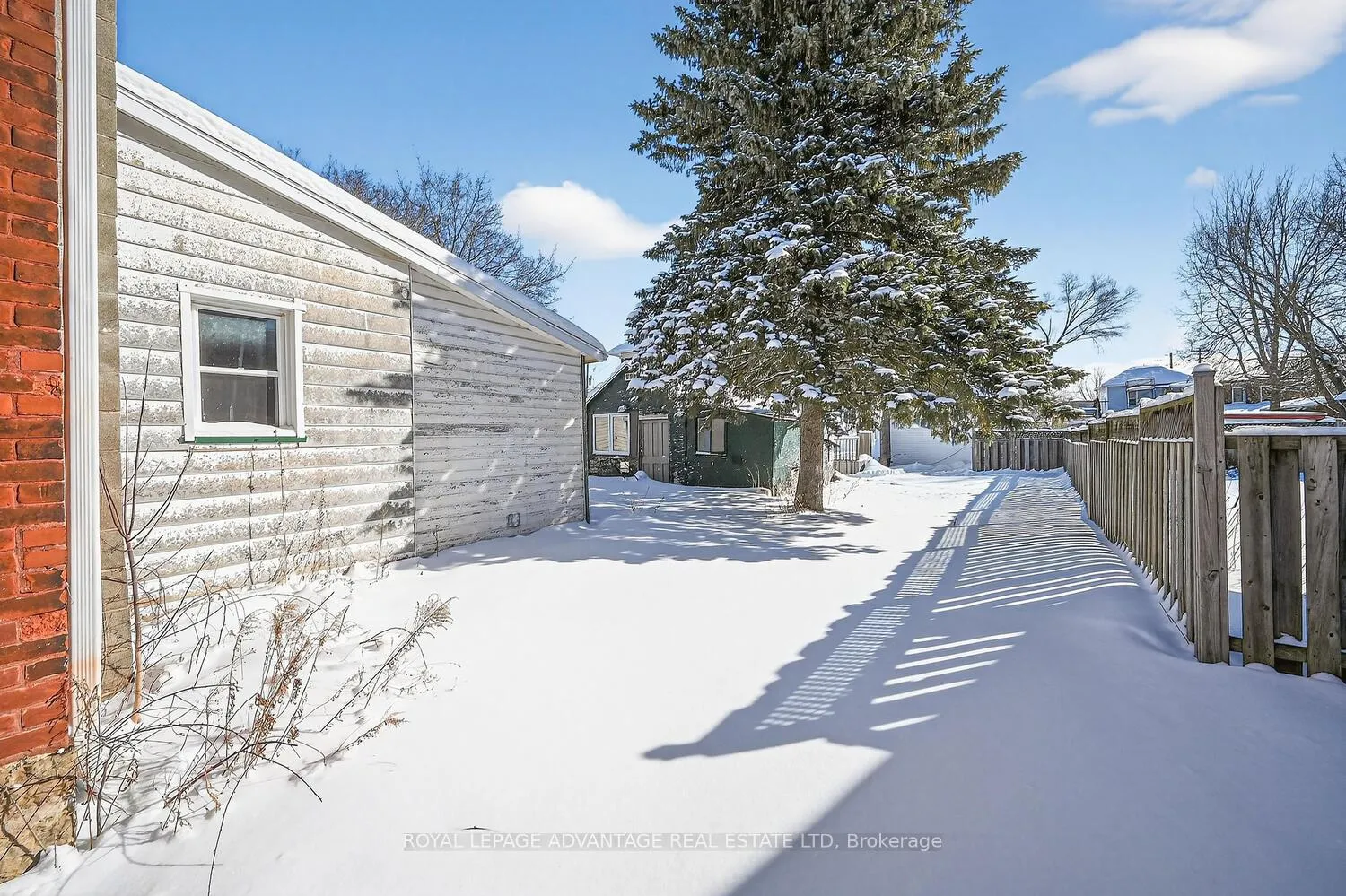 Photo 40 of 73 Russell Street E, Smiths Falls — HOMEH