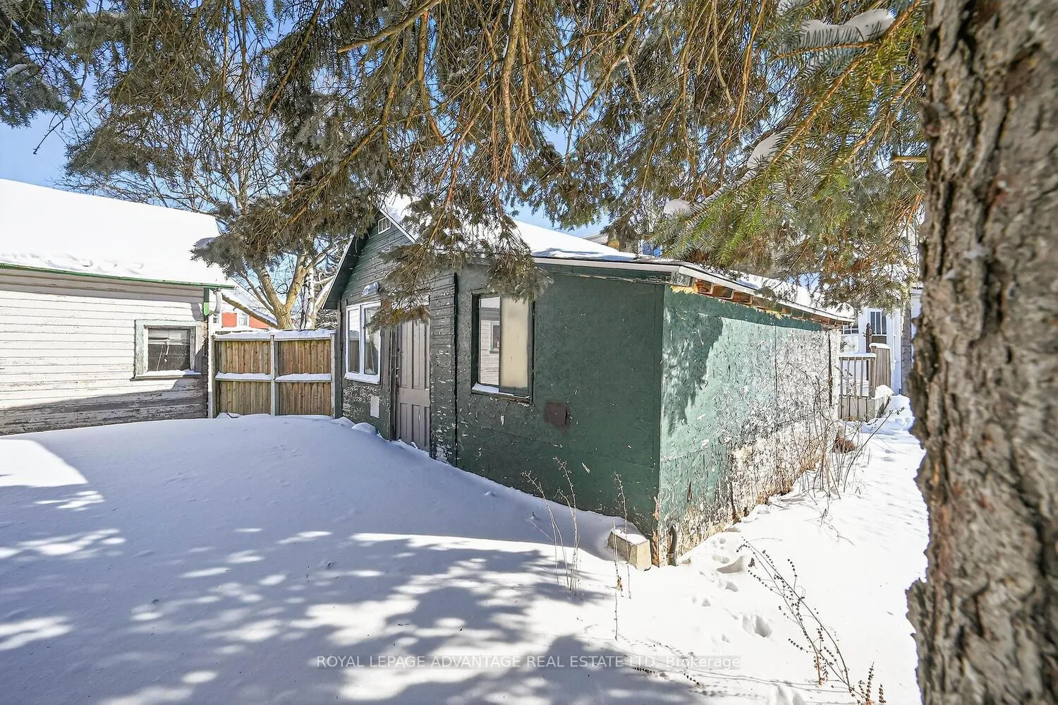Photo 46 of 73 Russell Street E, Smiths Falls — HOMEH