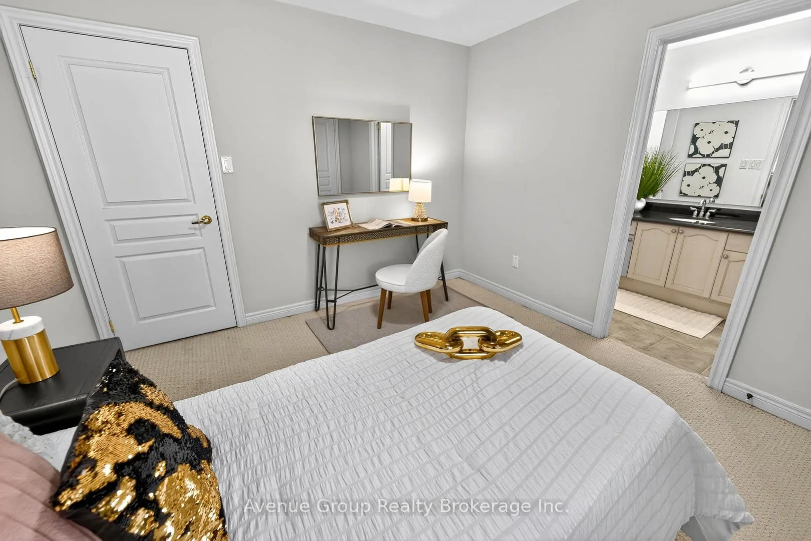 Photo 33 of 17 Adastra Crescent, Markham, Victoria Manor-Jennings Gate — HOMEH